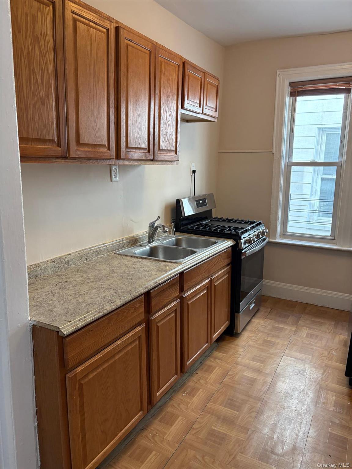 646 Commonwealth Avenue – For Rent photo 2