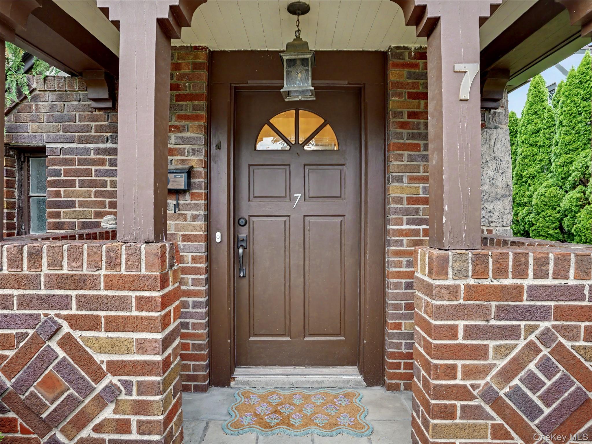 7 Huntwood Place – For Sale photo 4