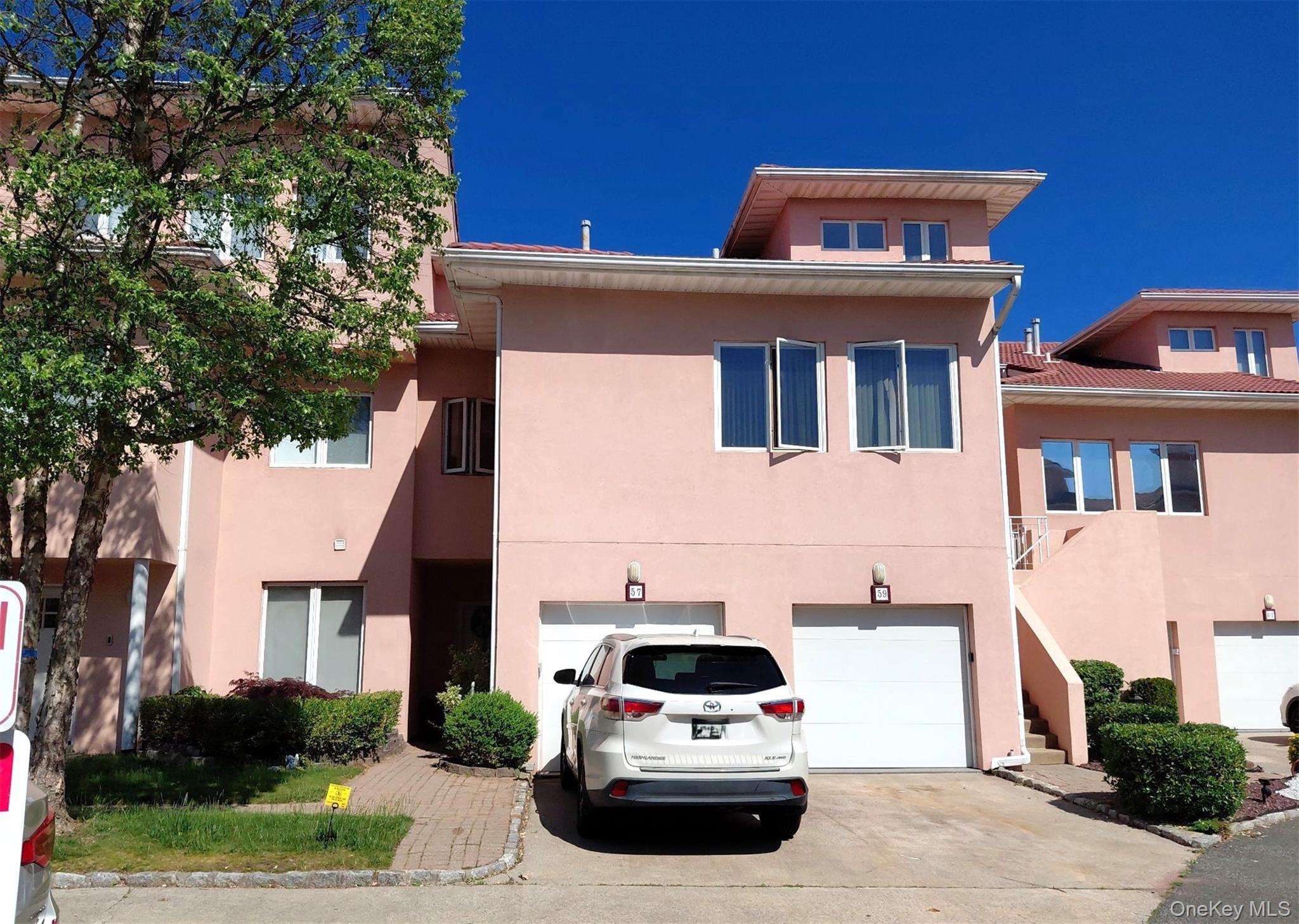 57 Harbour Court – For Sale photo 2