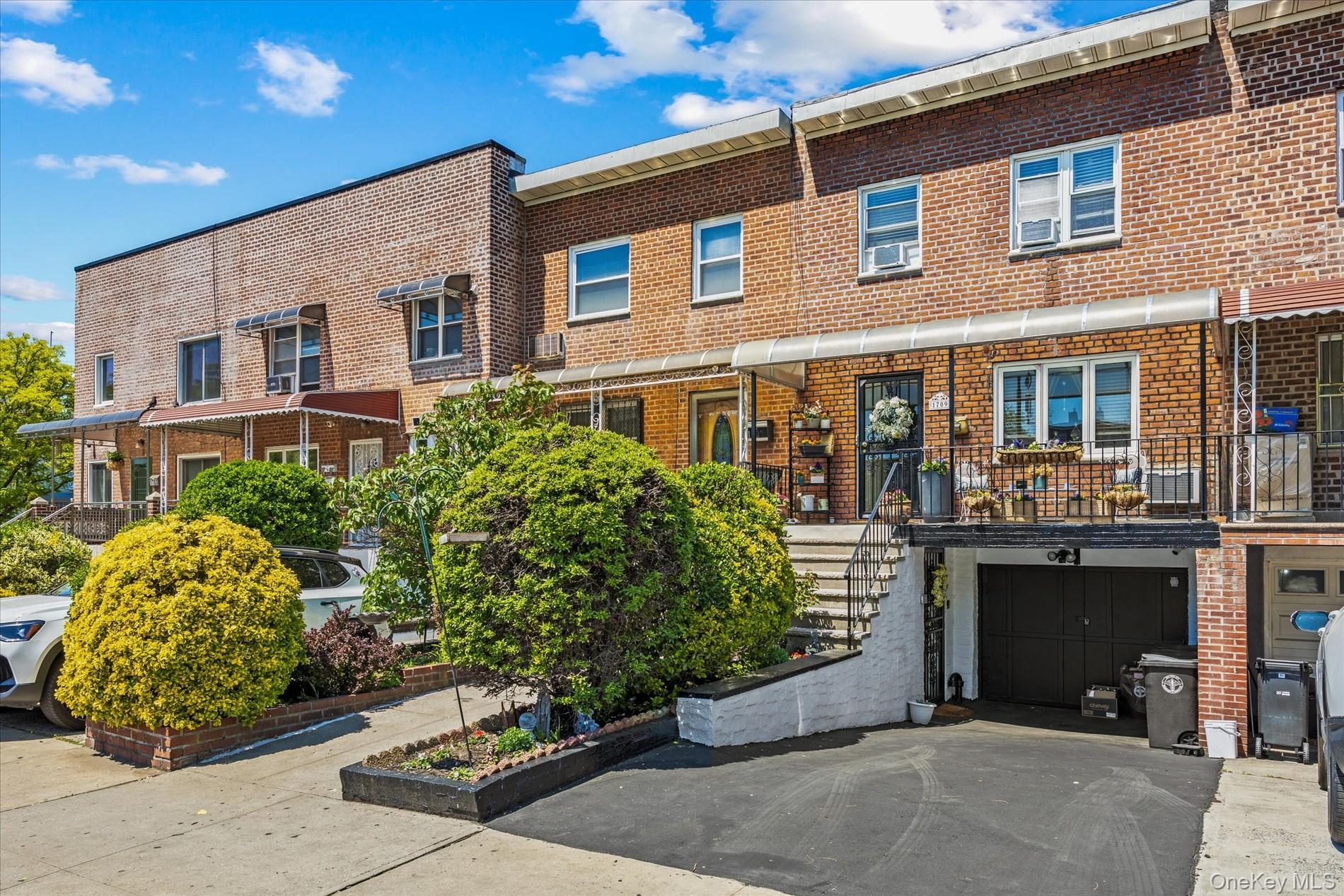 1709 Starr Street – For Sale