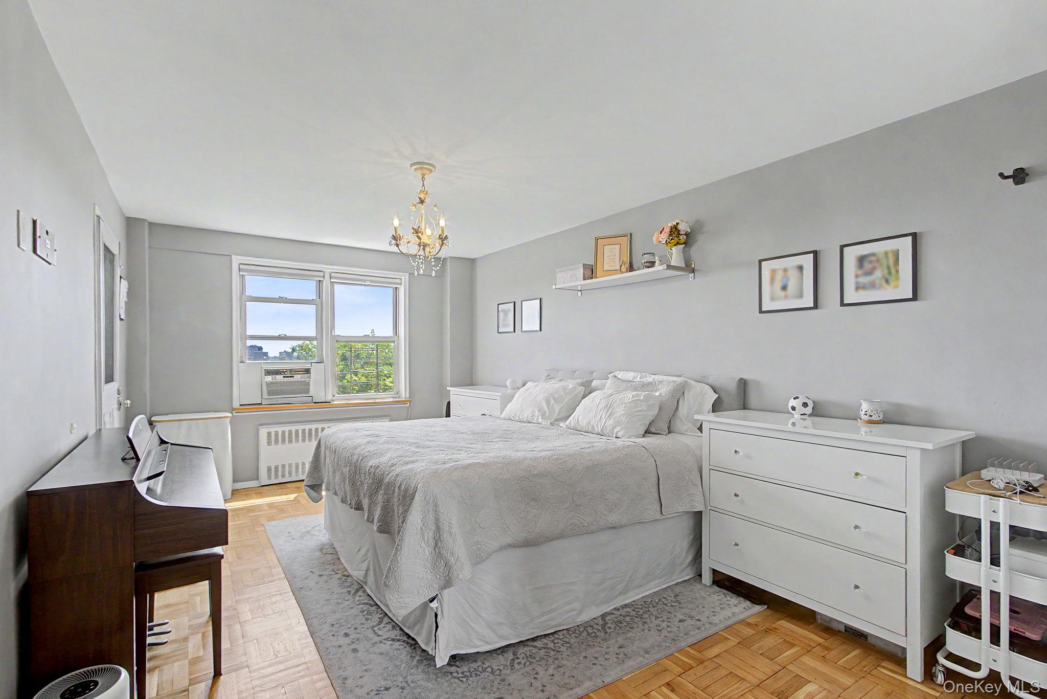 4555 Henry Hudson Parkway, Unit 805 photo 24