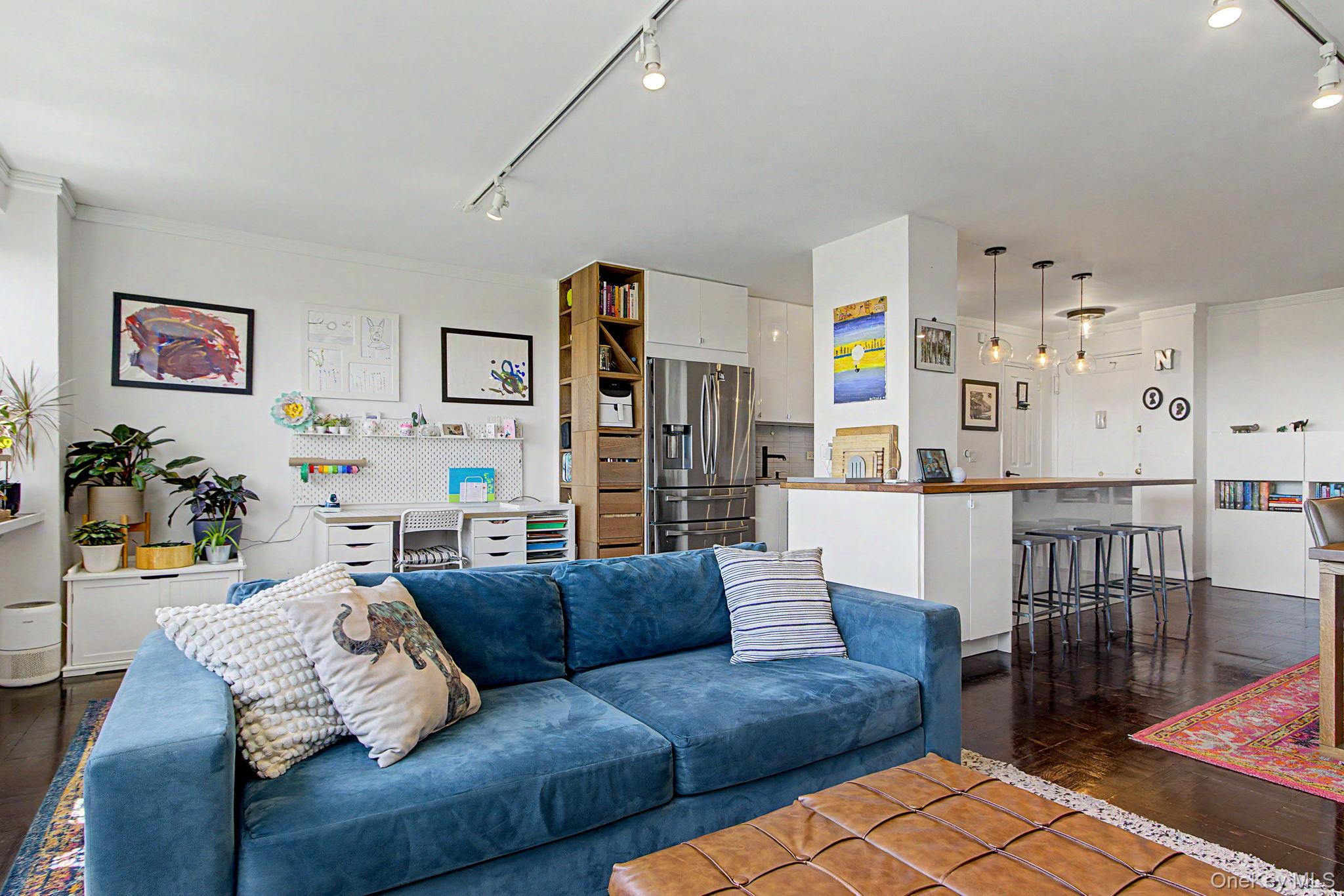 4555 Henry Hudson Parkway, Unit 805 photo 12