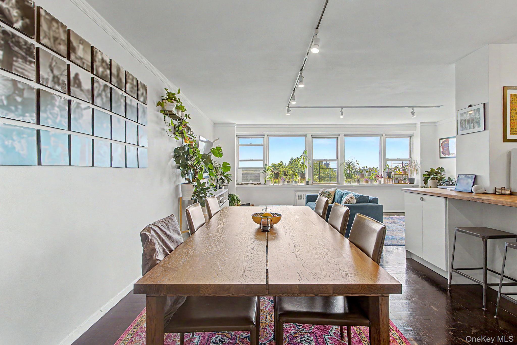 4555 Henry Hudson Parkway, Unit 805 photo 19
