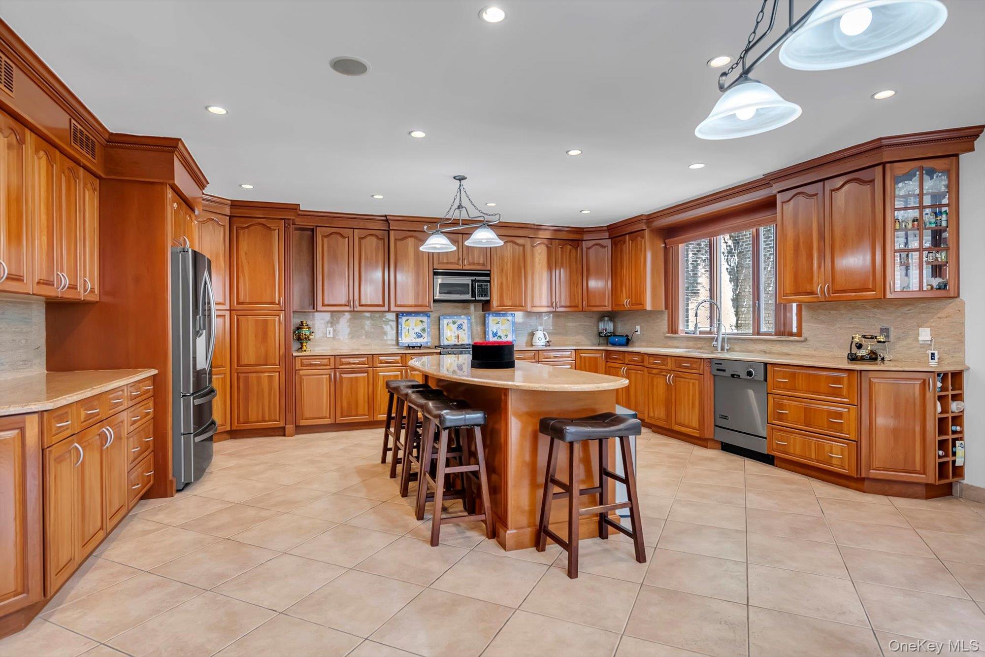 18042 Aberdeen Road – For Sale photo 8