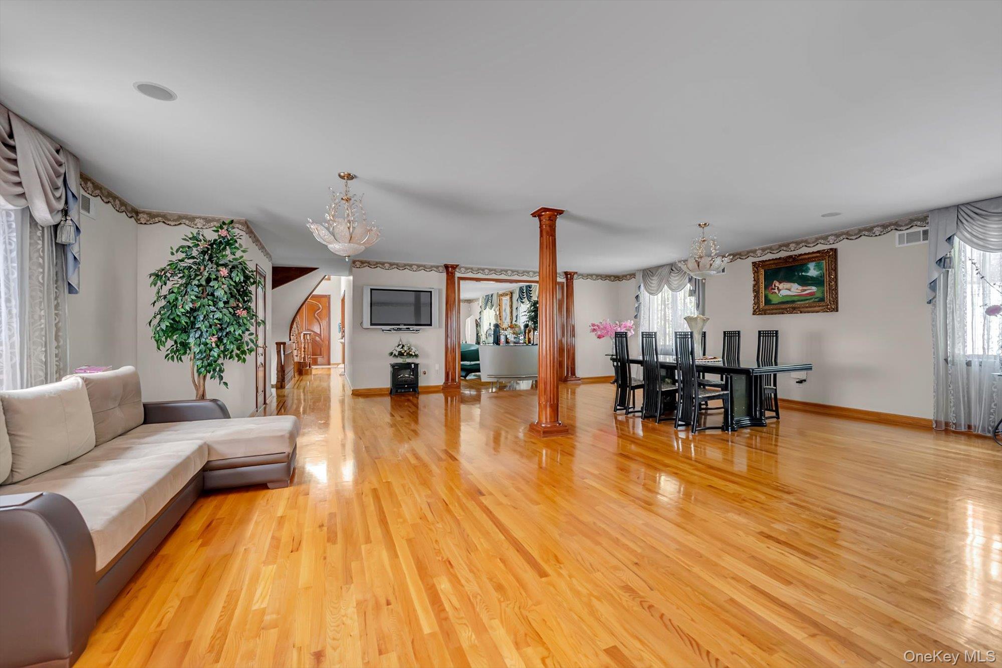 18042 Aberdeen Road – For Sale photo 7