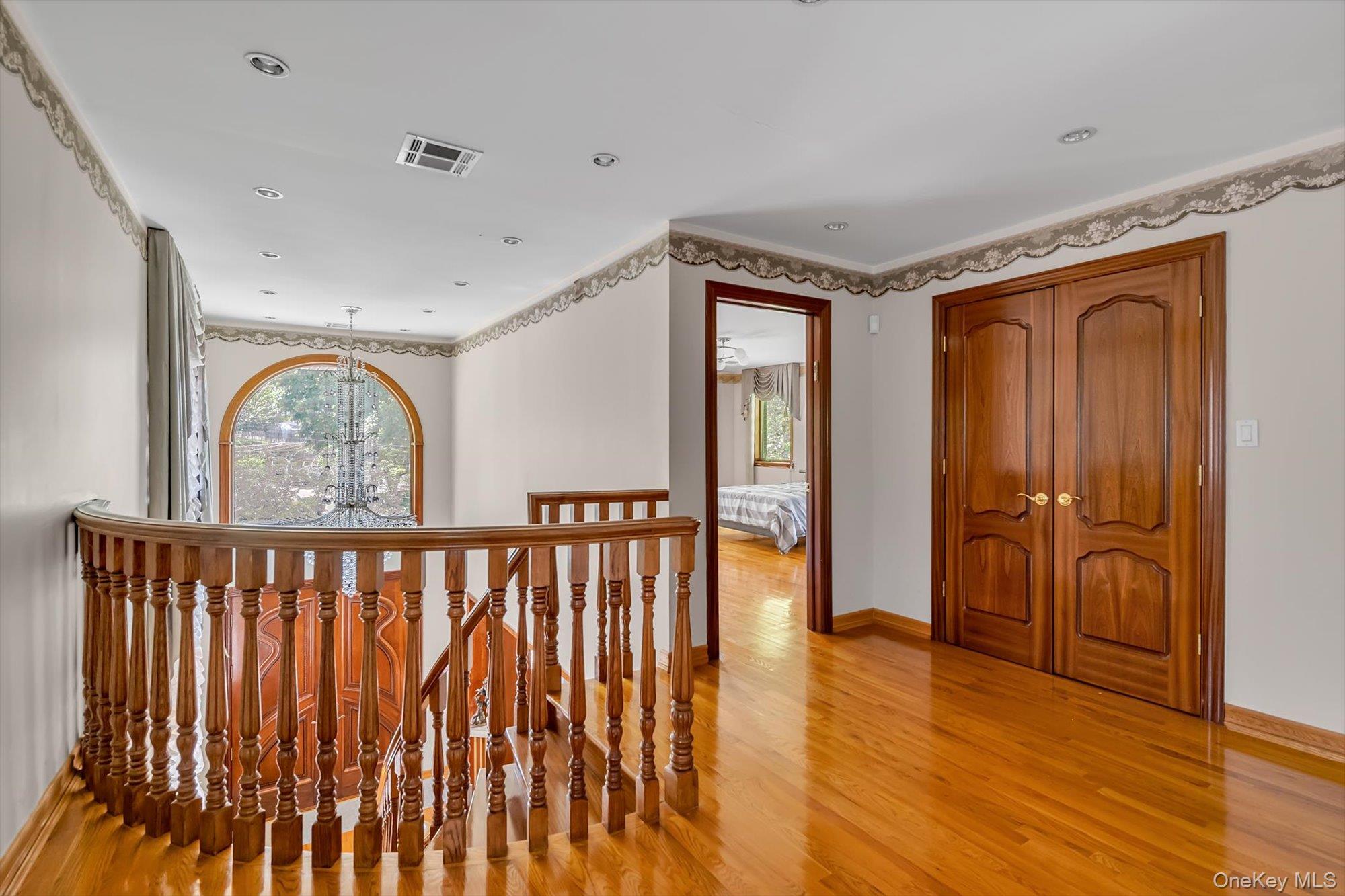 18042 Aberdeen Road – For Sale photo 12