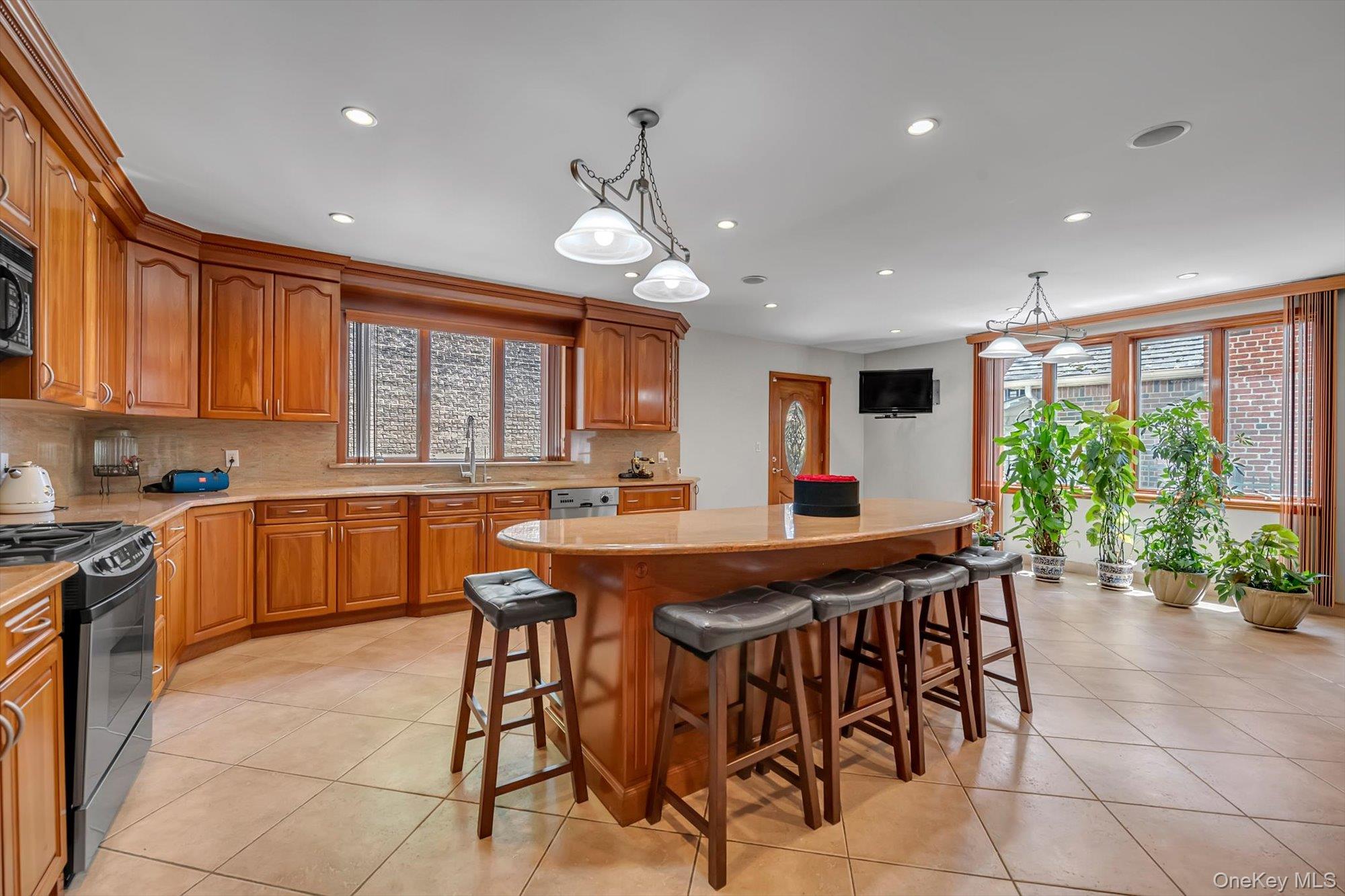18042 Aberdeen Road – For Sale photo 10