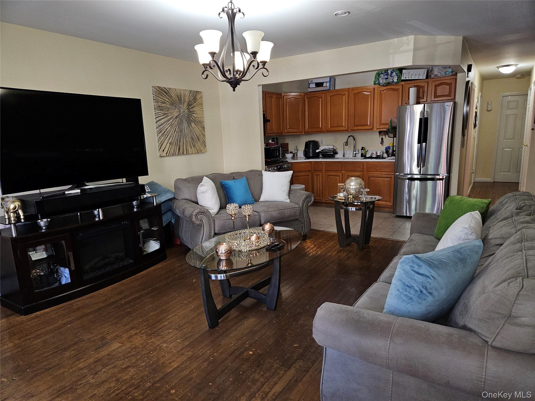 1297 Clay Avenue – For Sale photo 11