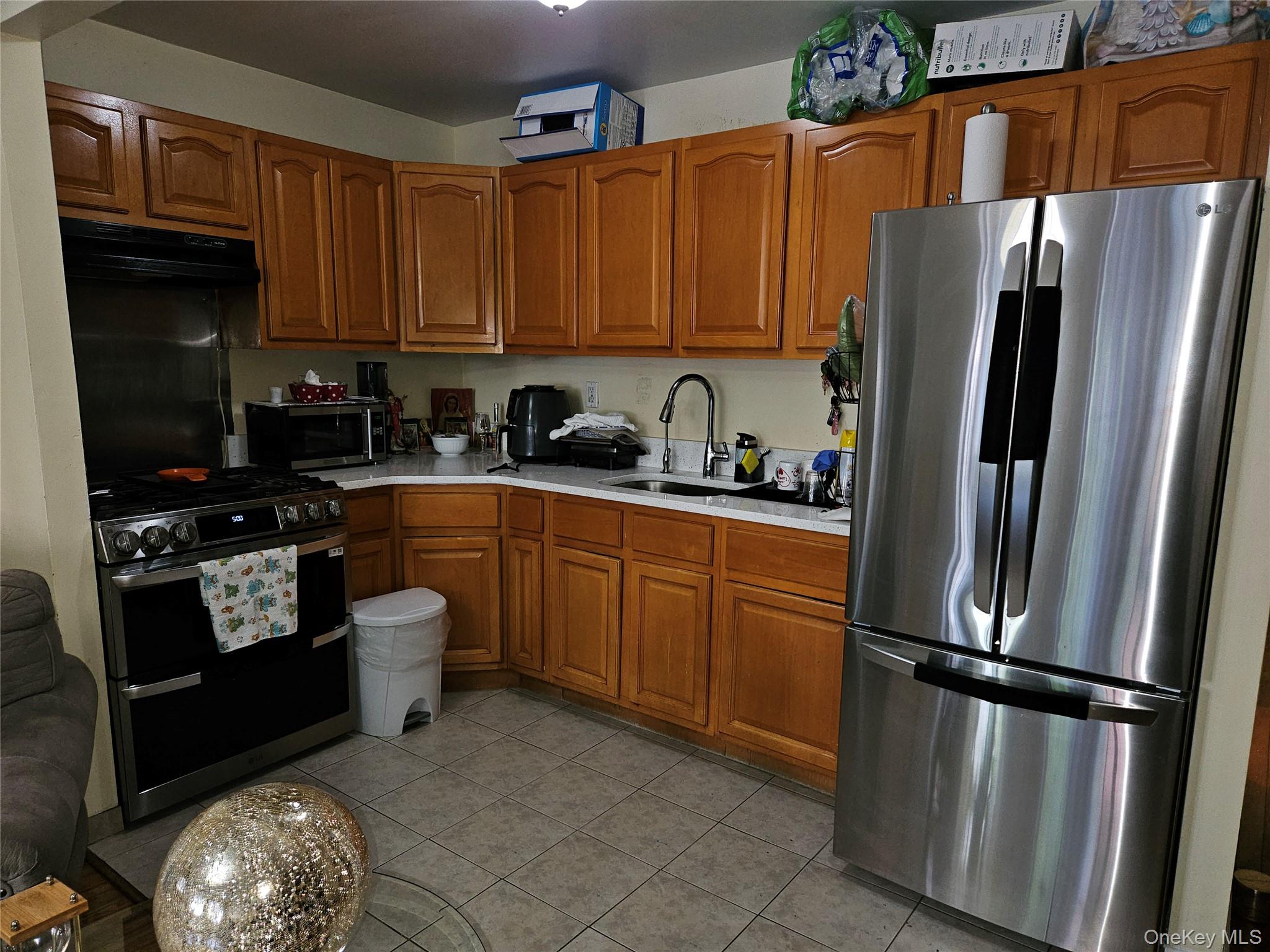 1297 Clay Avenue – For Sale photo 10
