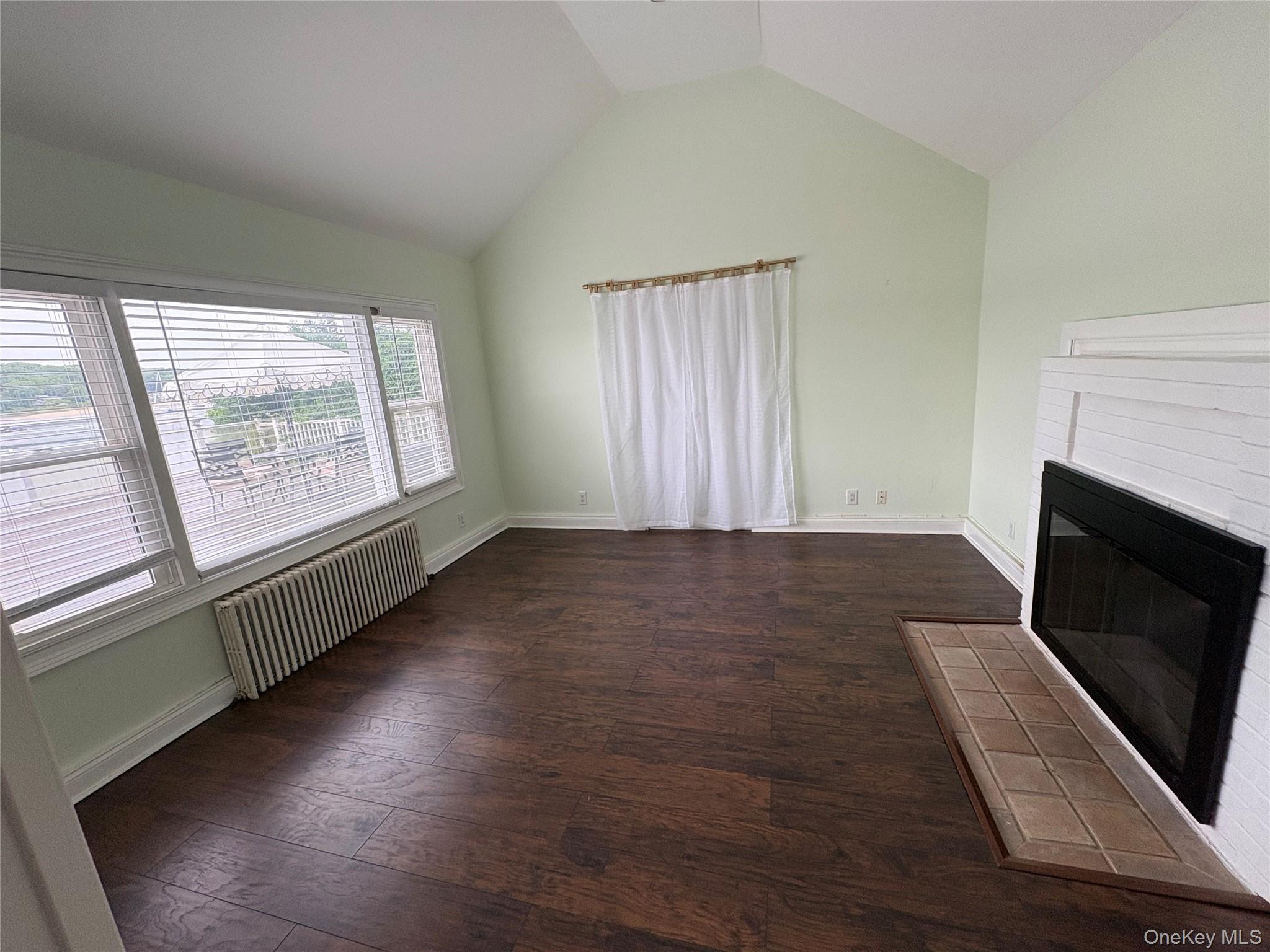 193 Woodbine Avenue, Unit C photo 15