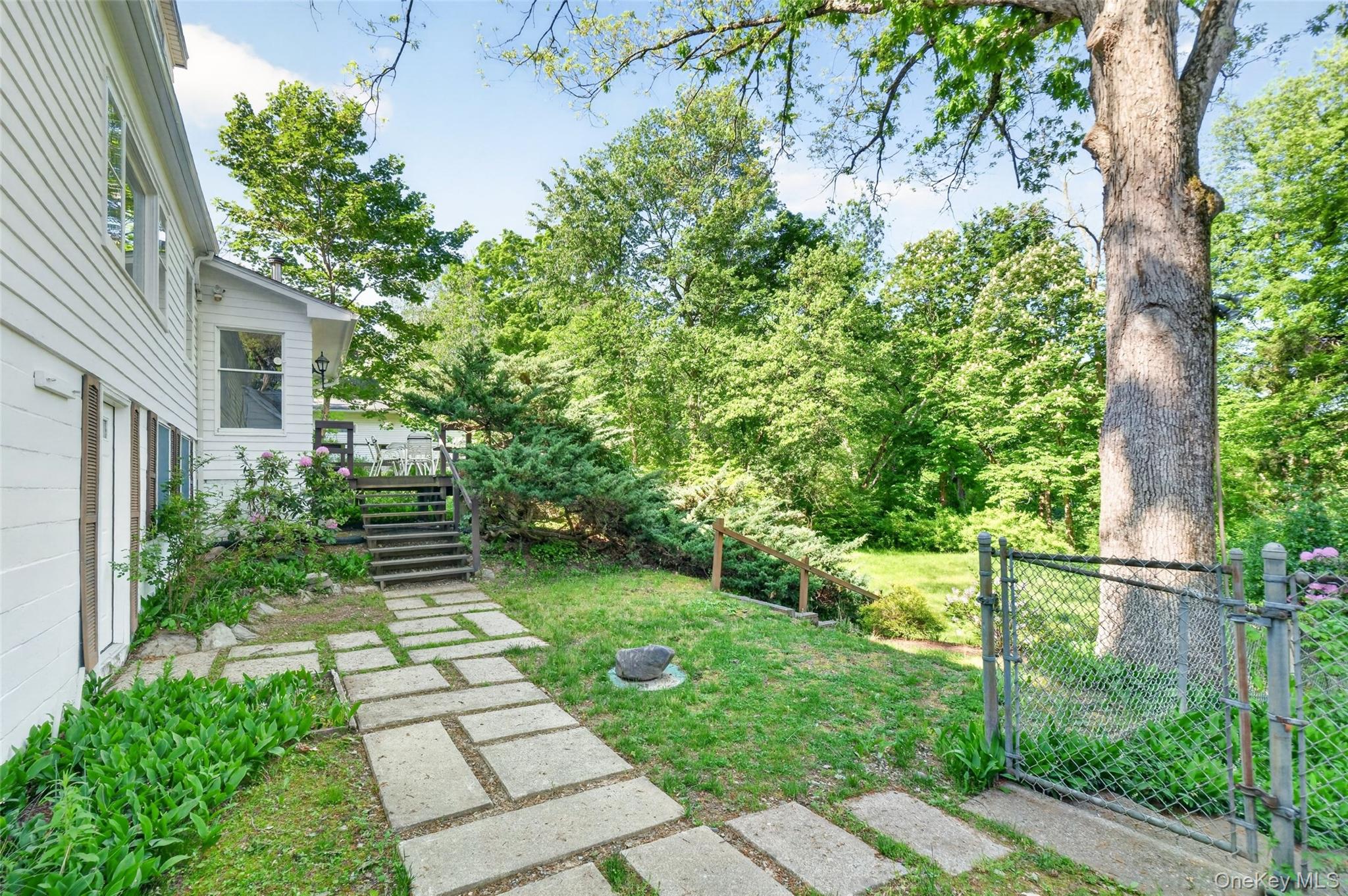 2 Merry Hill Road – For Sale photo 30
