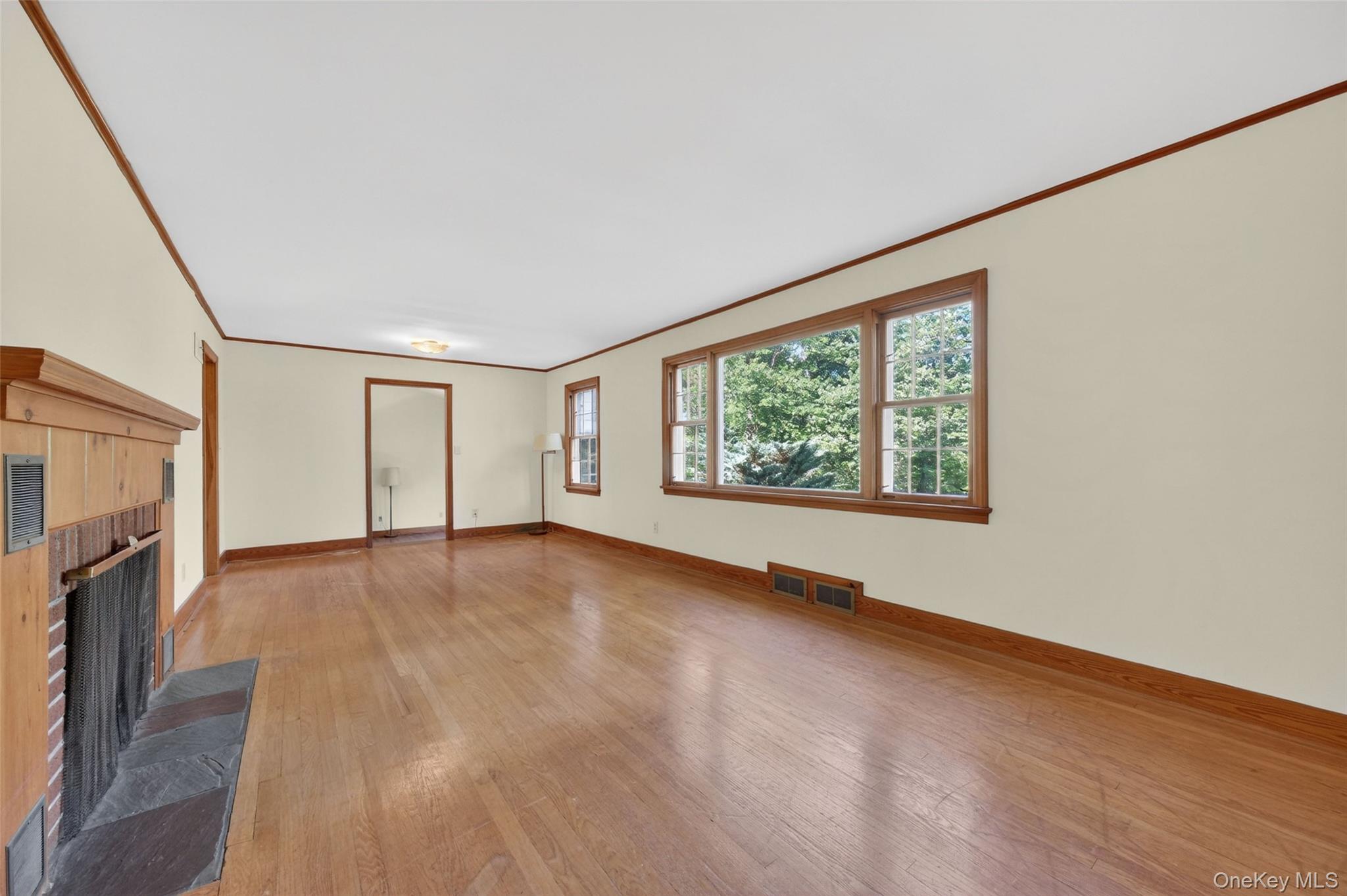 2 Merry Hill Road – For Sale photo 14
