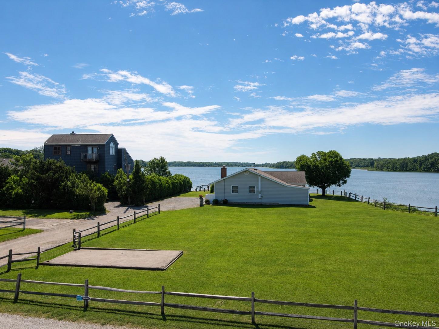 345 Old Cove Boulevard – For Rent photo 4