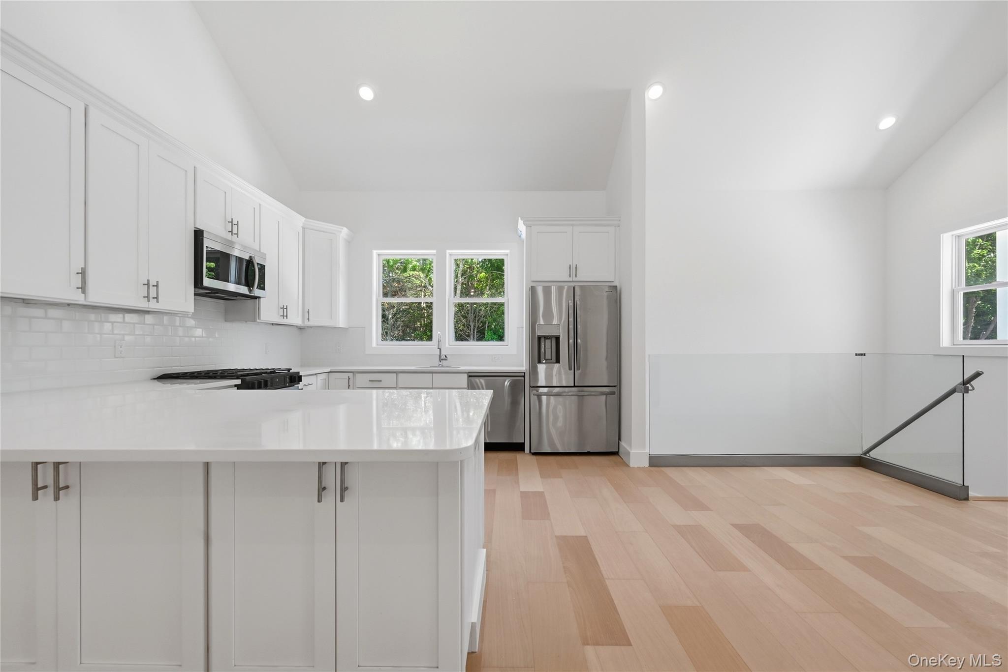 19 Montauk Highway, Unit 7 photo 12