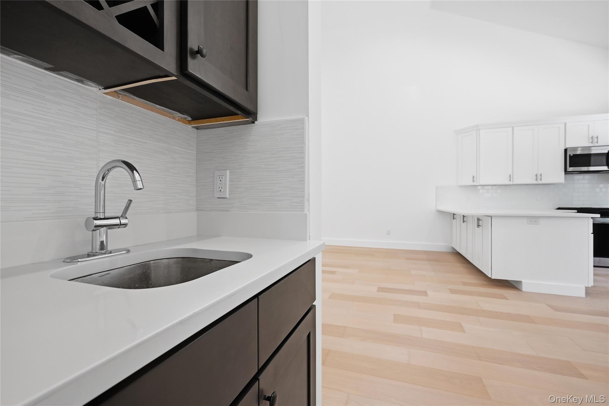 19 Montauk Highway, Unit 7 photo 17