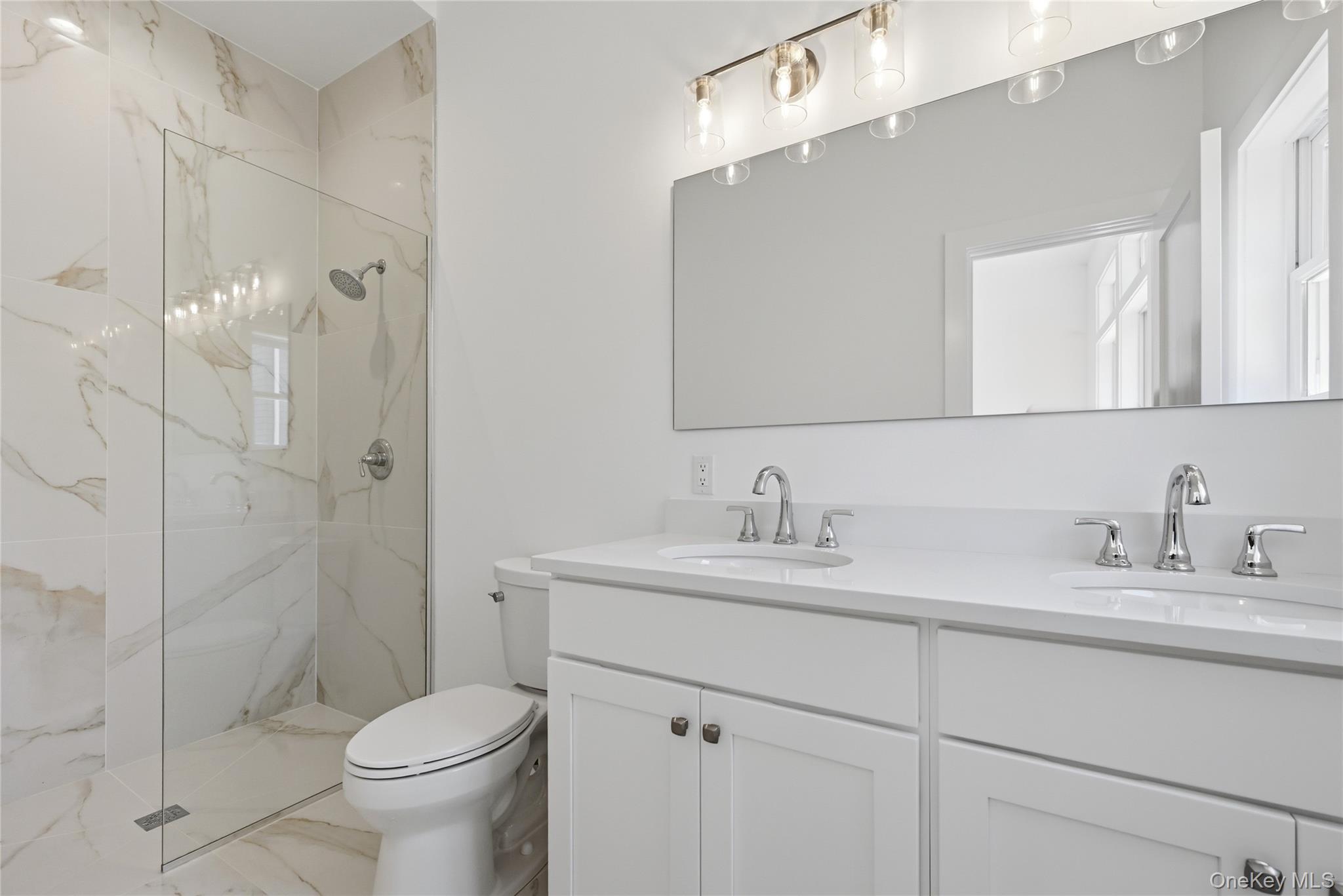 19 Montauk Highway, Unit 7 photo 23