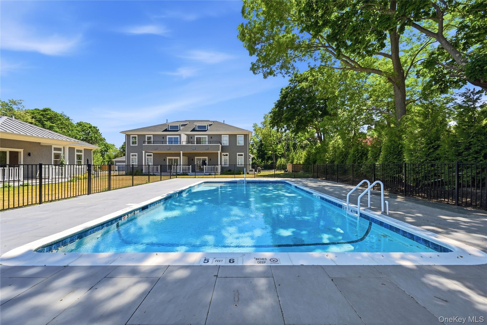 19 Montauk Highway, Unit 7 photo 27