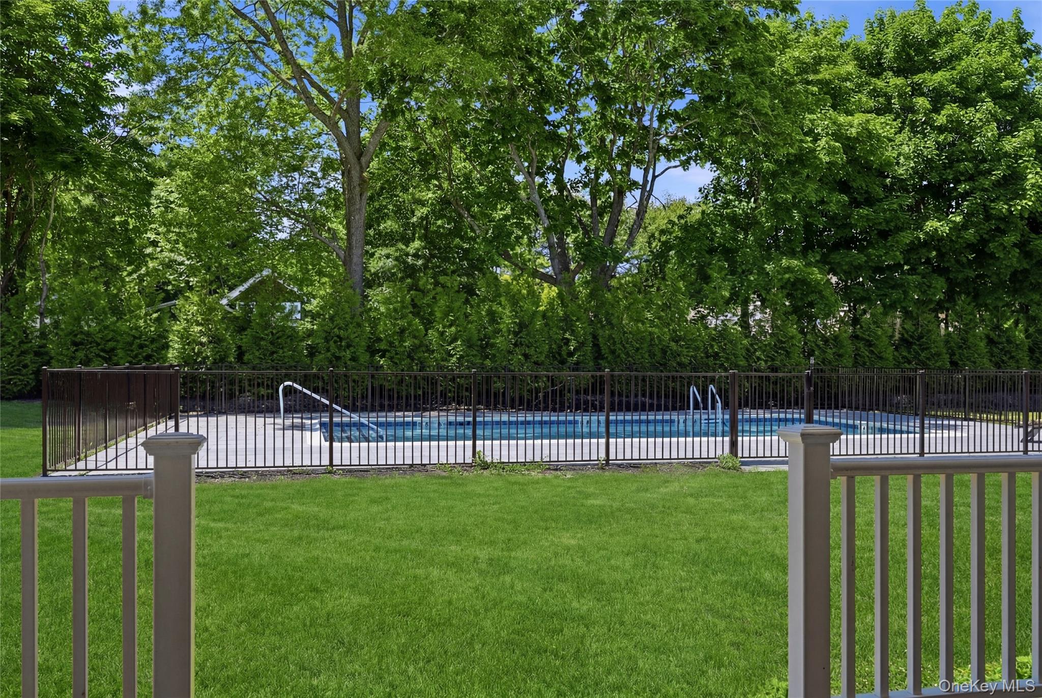 19 Montauk Highway, Unit 7 photo 5