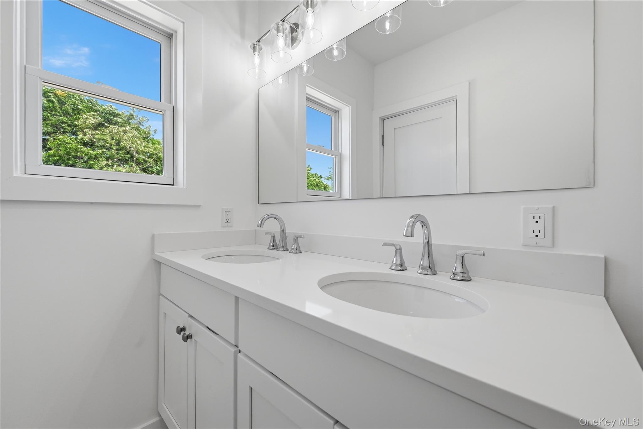 19 Montauk Highway, Unit 9 photo 23