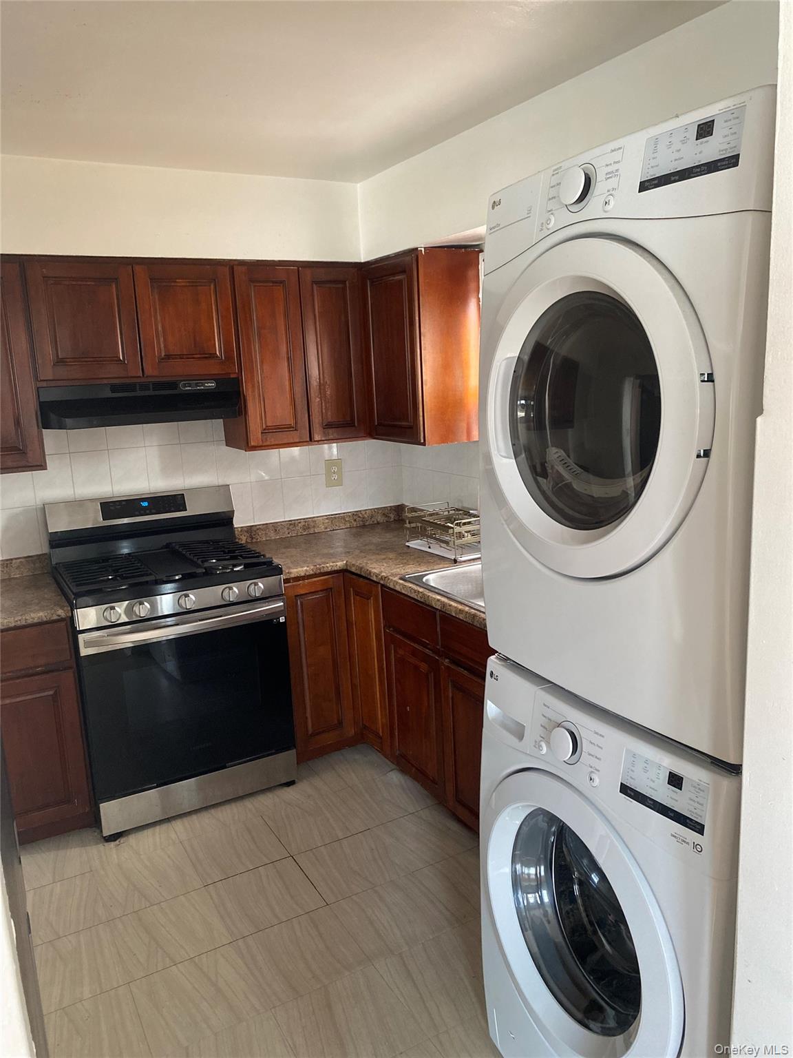 77 34 162nd Street, Unit 2 photo 7