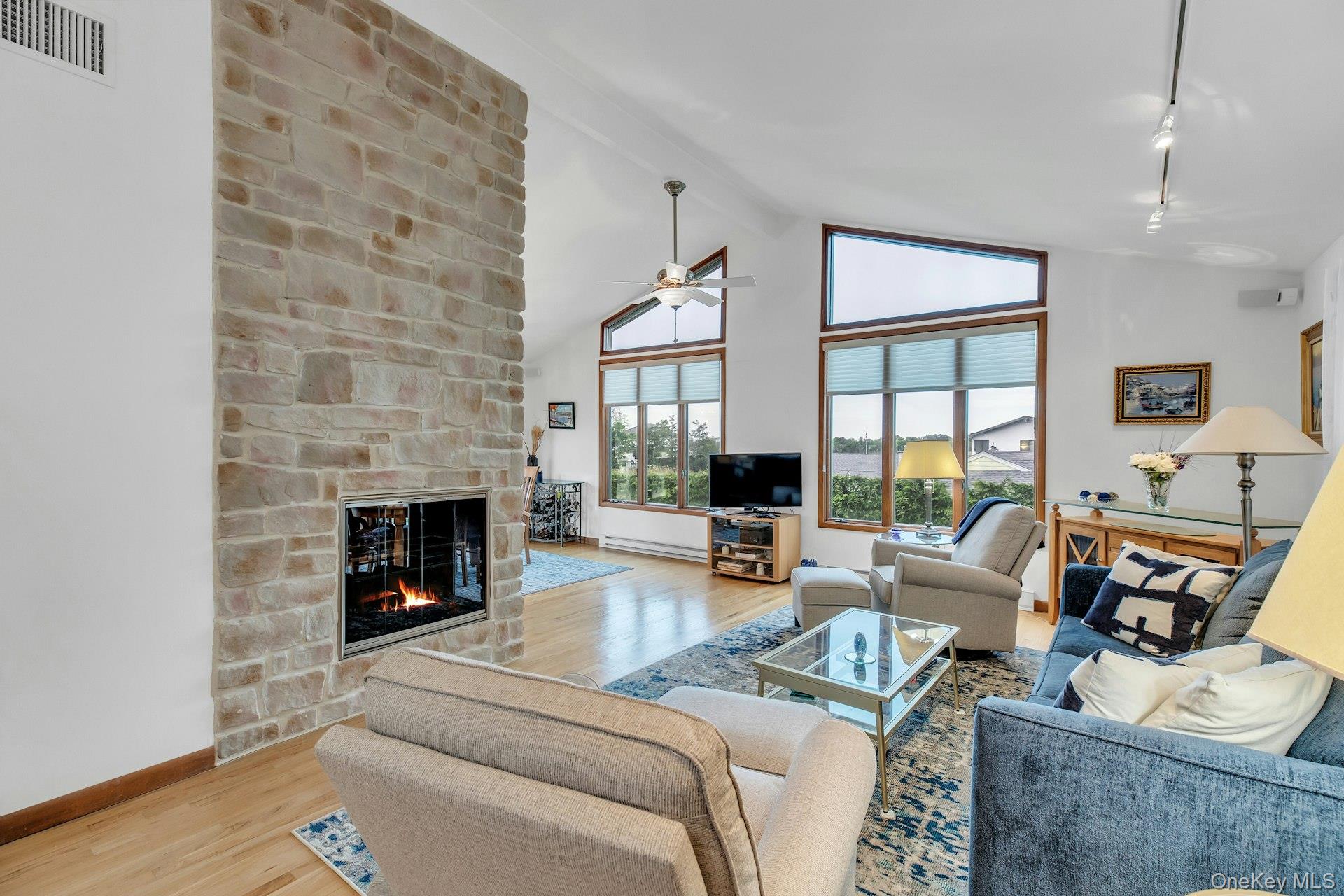 6 Mill Pond Road – For Sale photo 11