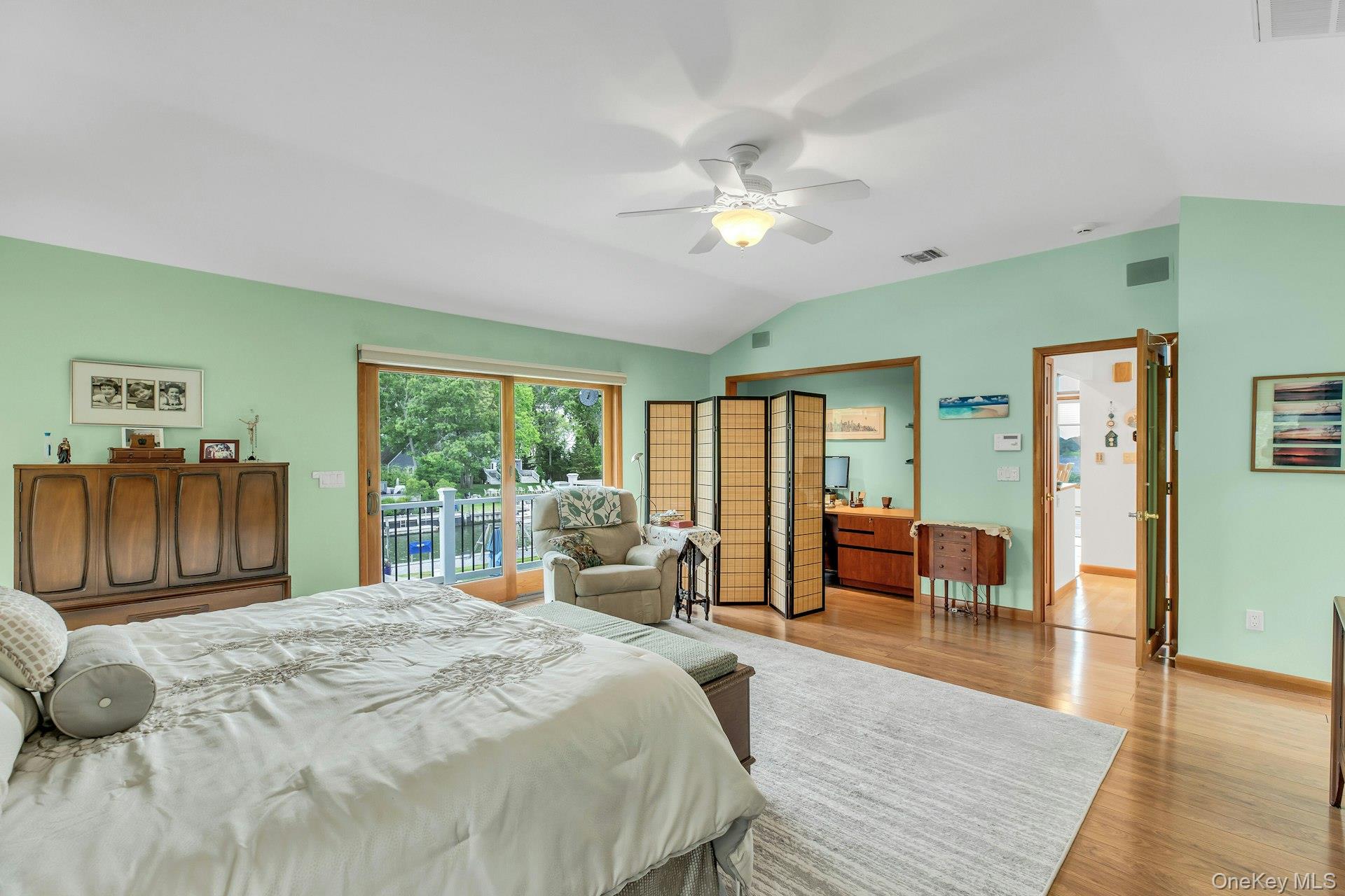 6 Mill Pond Road – For Sale photo 17