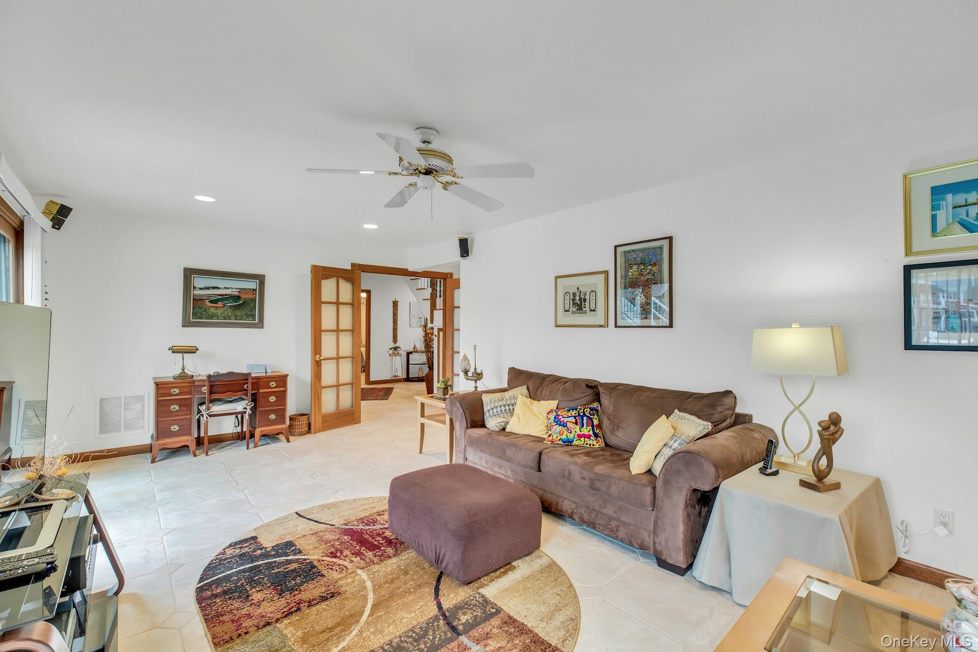 6 Mill Pond Road – For Sale photo 8