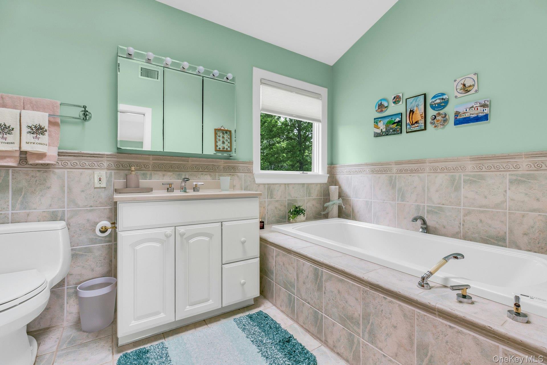 6 Mill Pond Road – For Sale photo 24