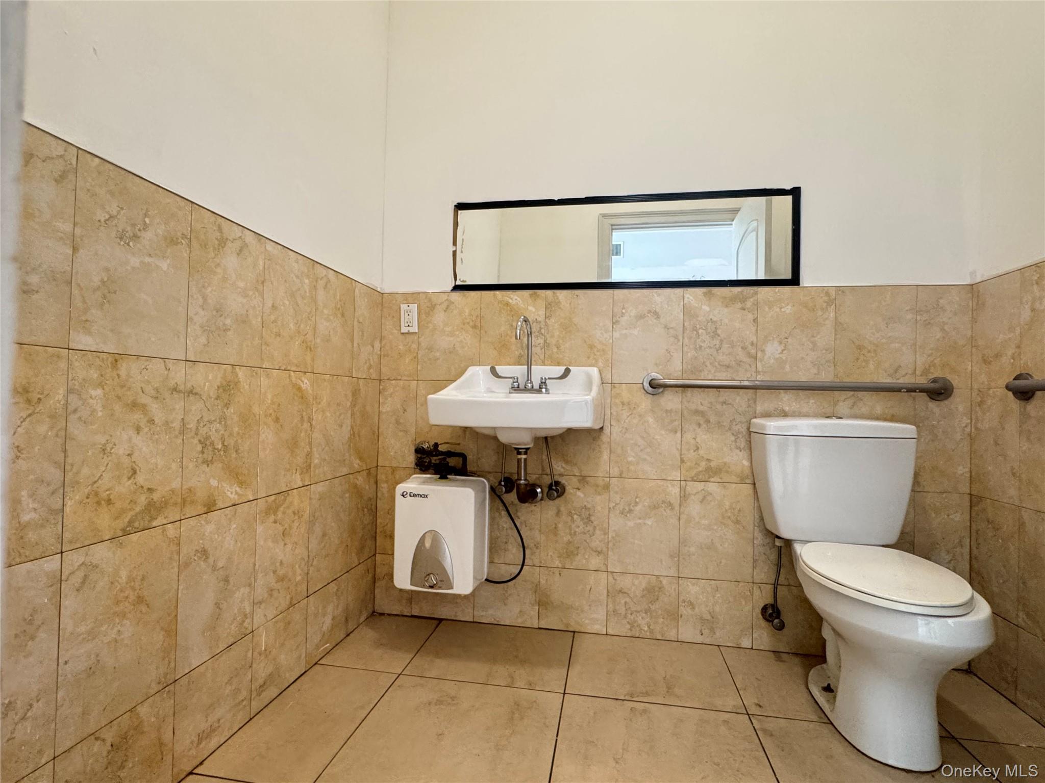 2825 Steinway Street – For Rent photo 12