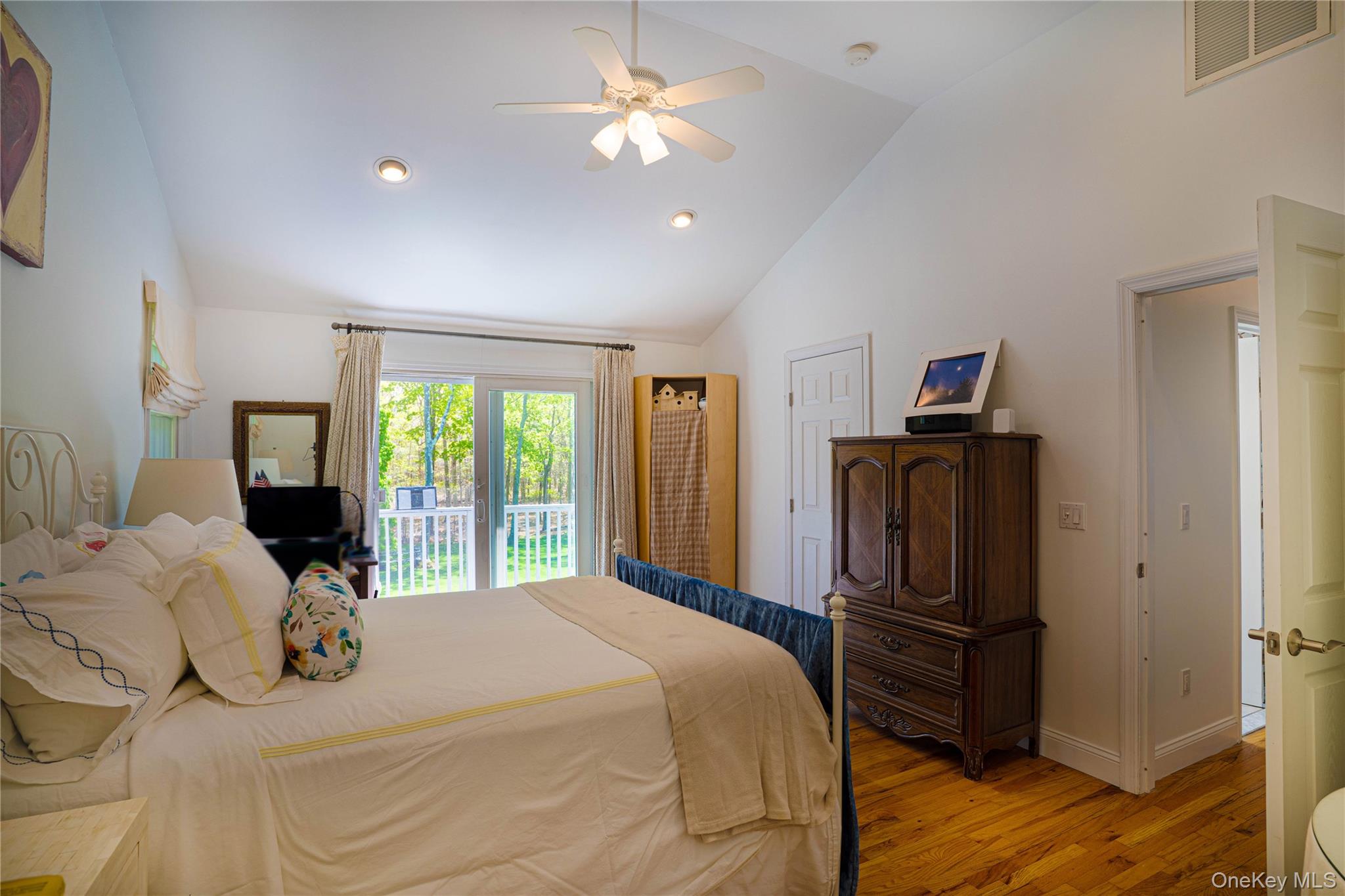 50 Runnymeade Drive – For Sale photo 16