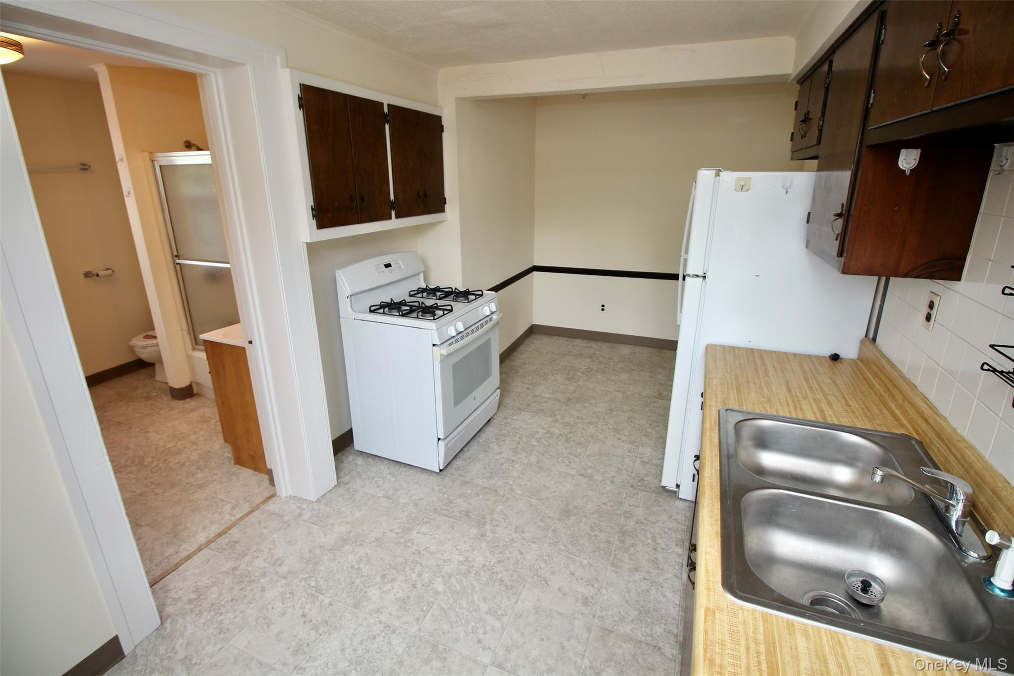 58 Orange Turnpike – For Rent photo 7