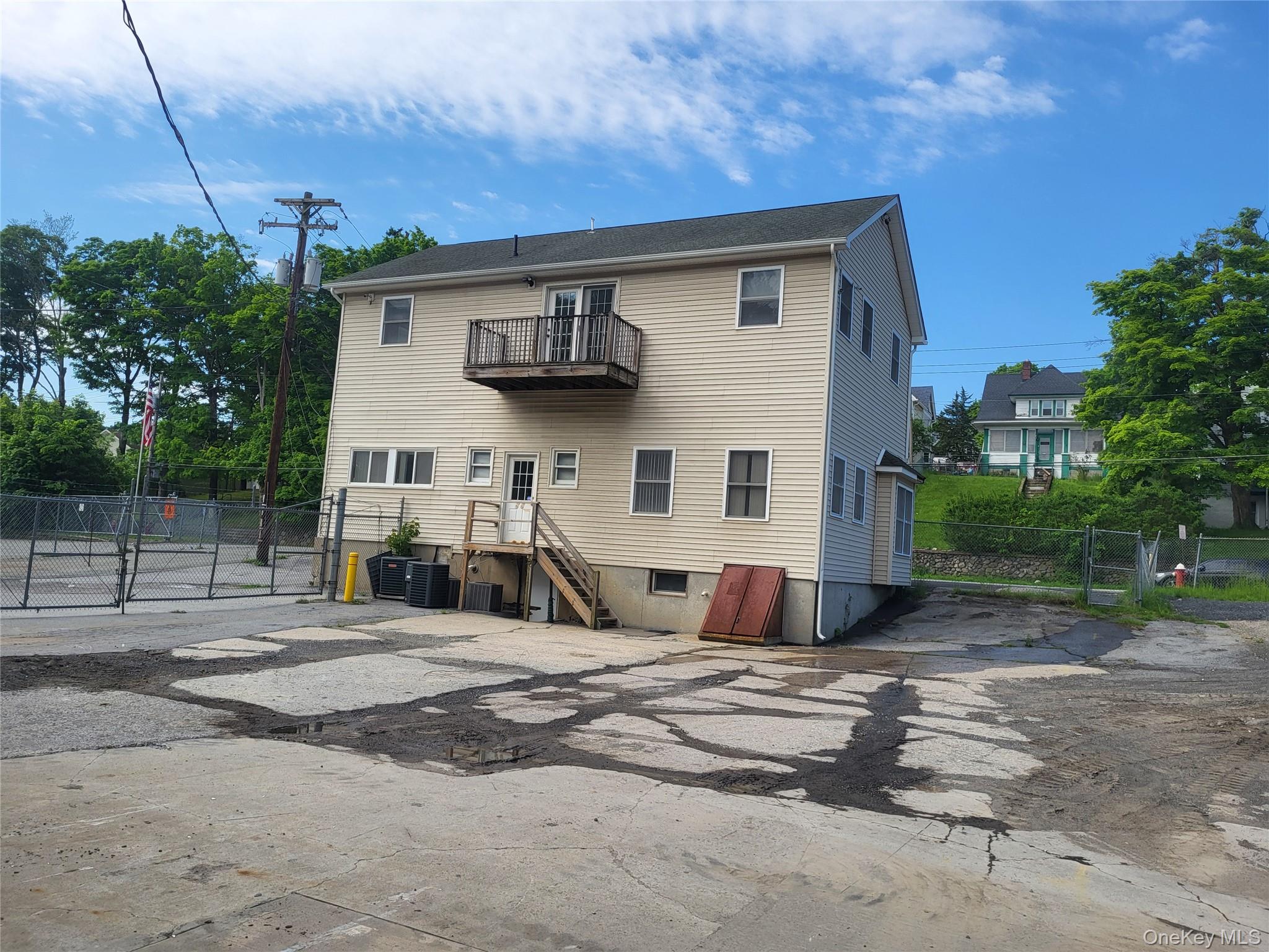 88 Monhagen Avenue – For Rent photo 6