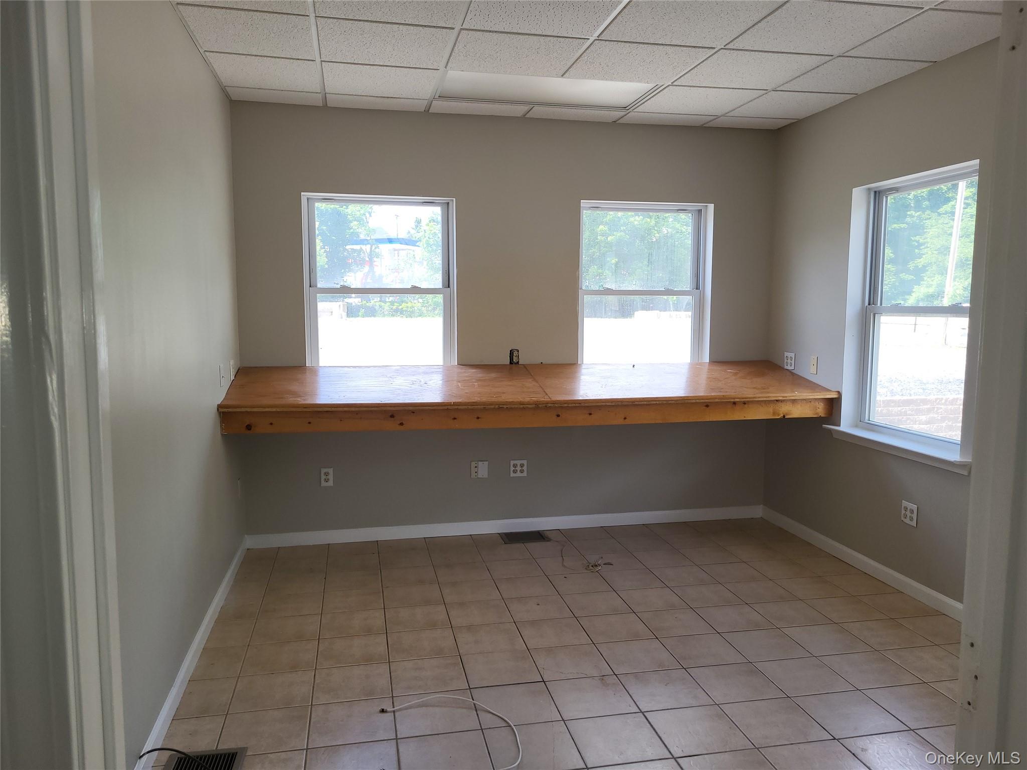 88 Monhagen Avenue – For Rent photo 11