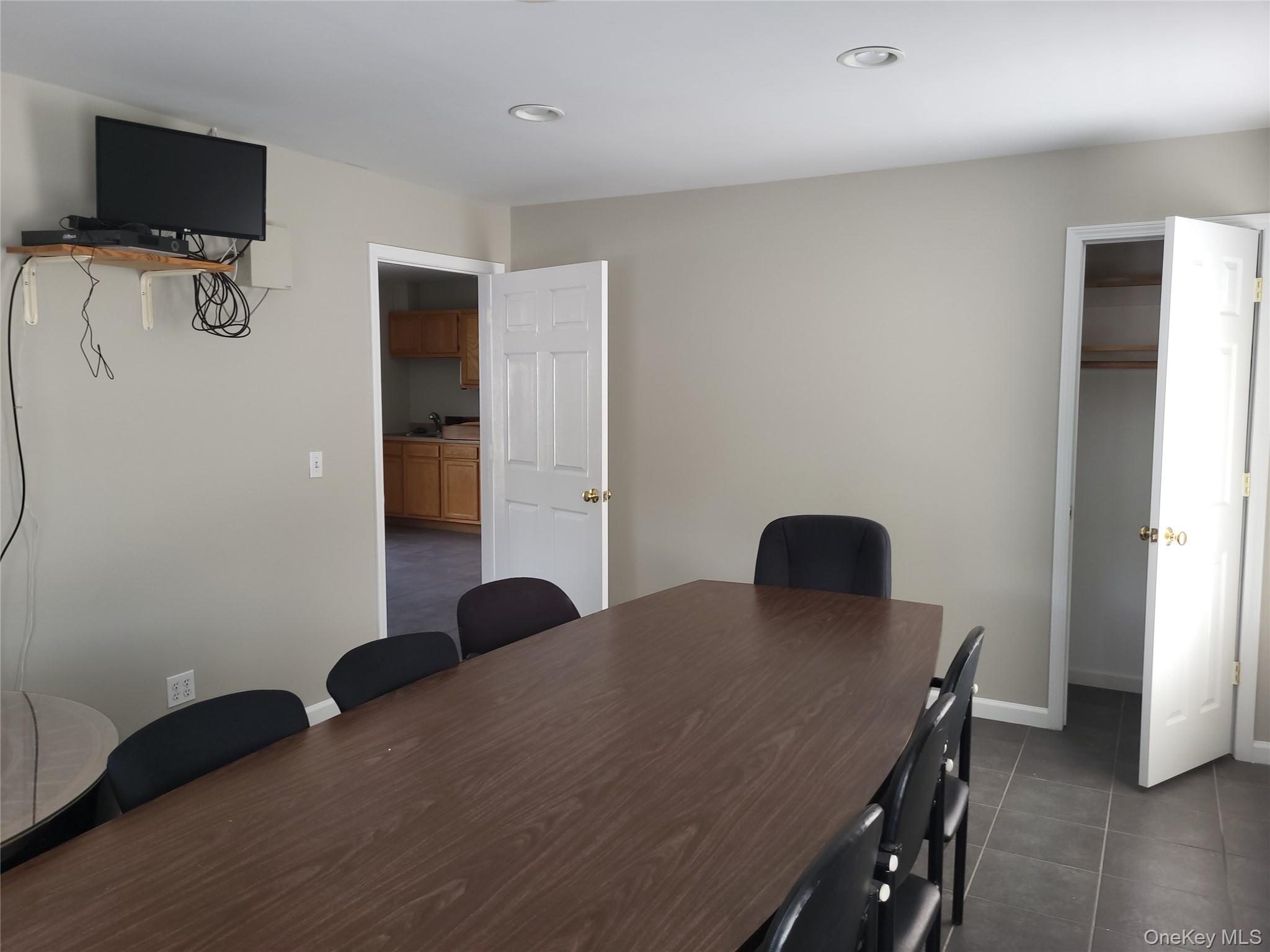 88 Monhagen Avenue – For Rent photo 19