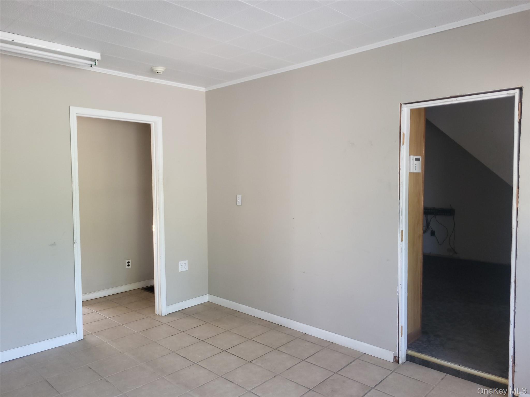 88 Monhagen Avenue – For Rent photo 10