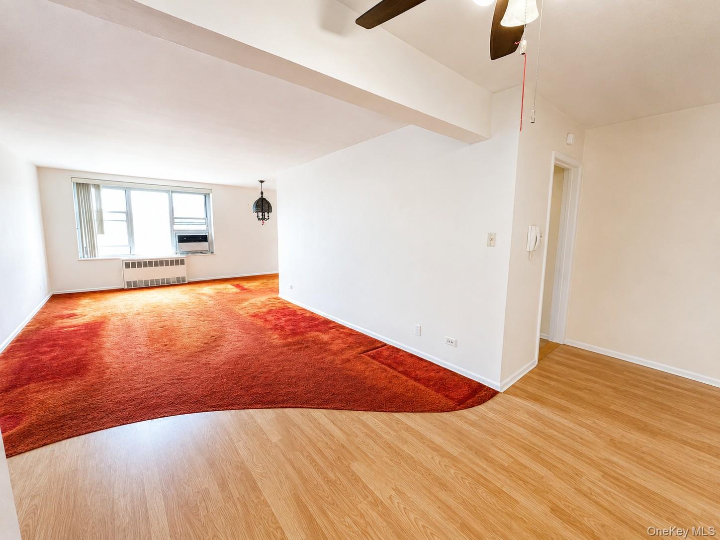 209-25 18th Avenue, Unit 6D photo 3