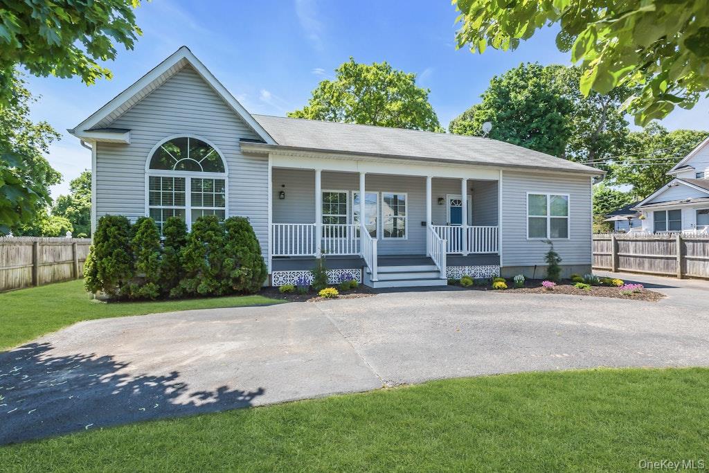 2 Lincoln Avenue – For Sale