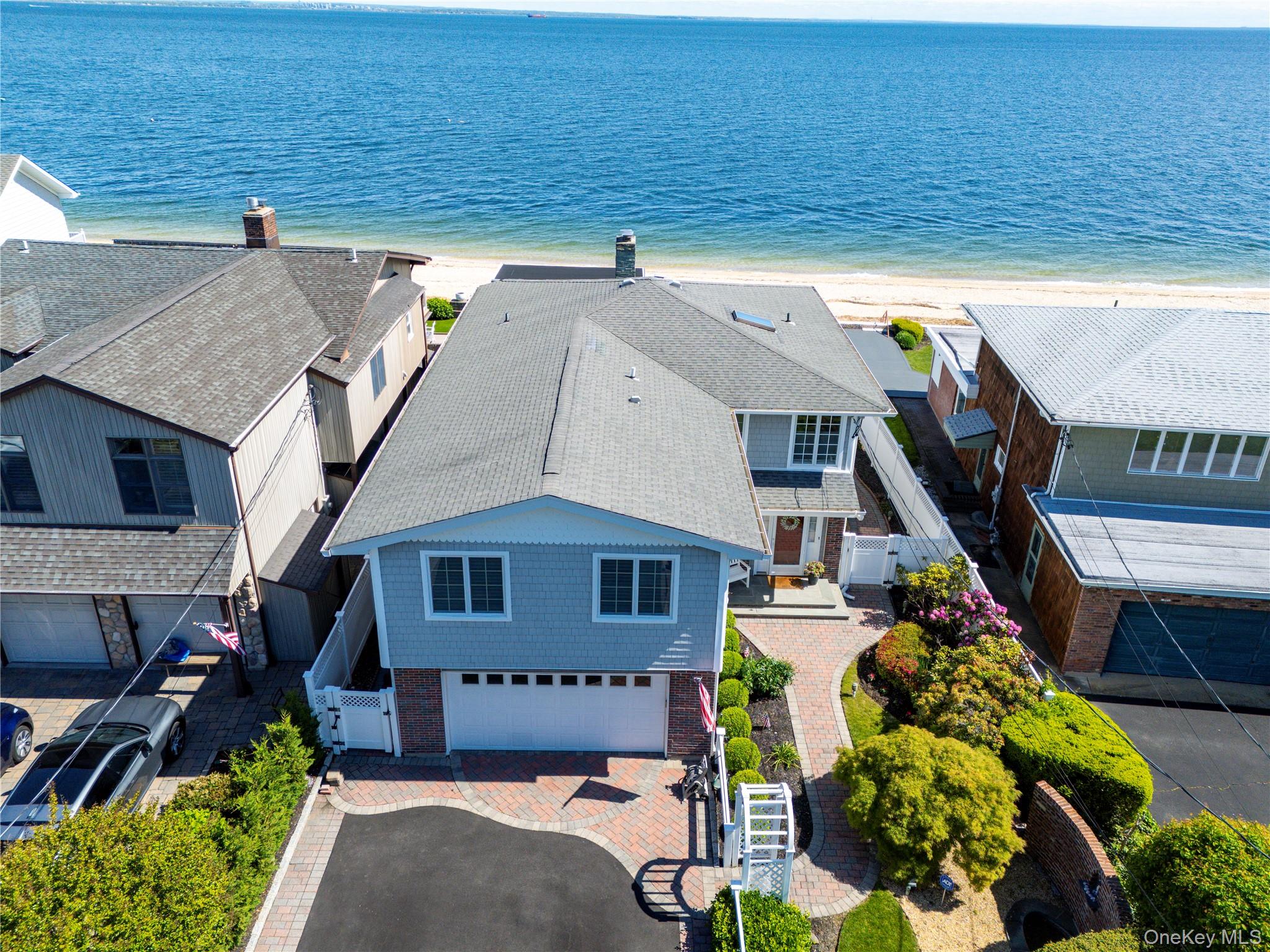 19 Oak Shore Drive – For Sale