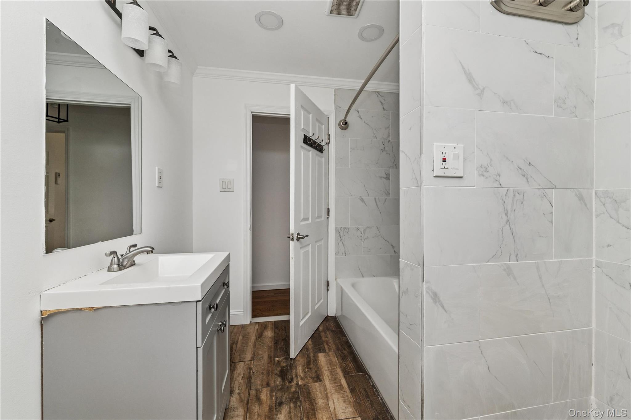 15 Belmont Boulevard – For Sale photo 13