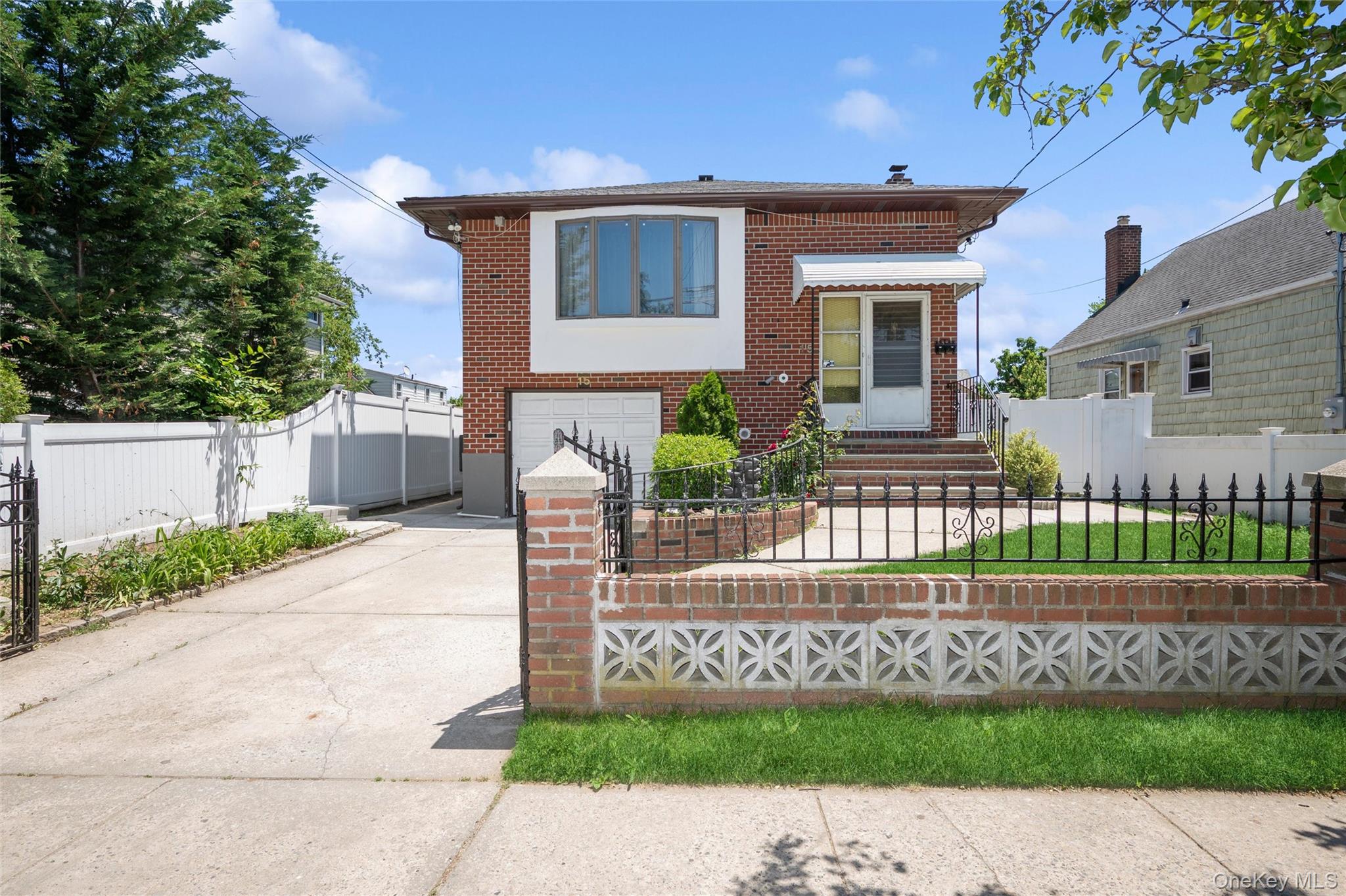 15 Belmont Boulevard – For Sale photo 3