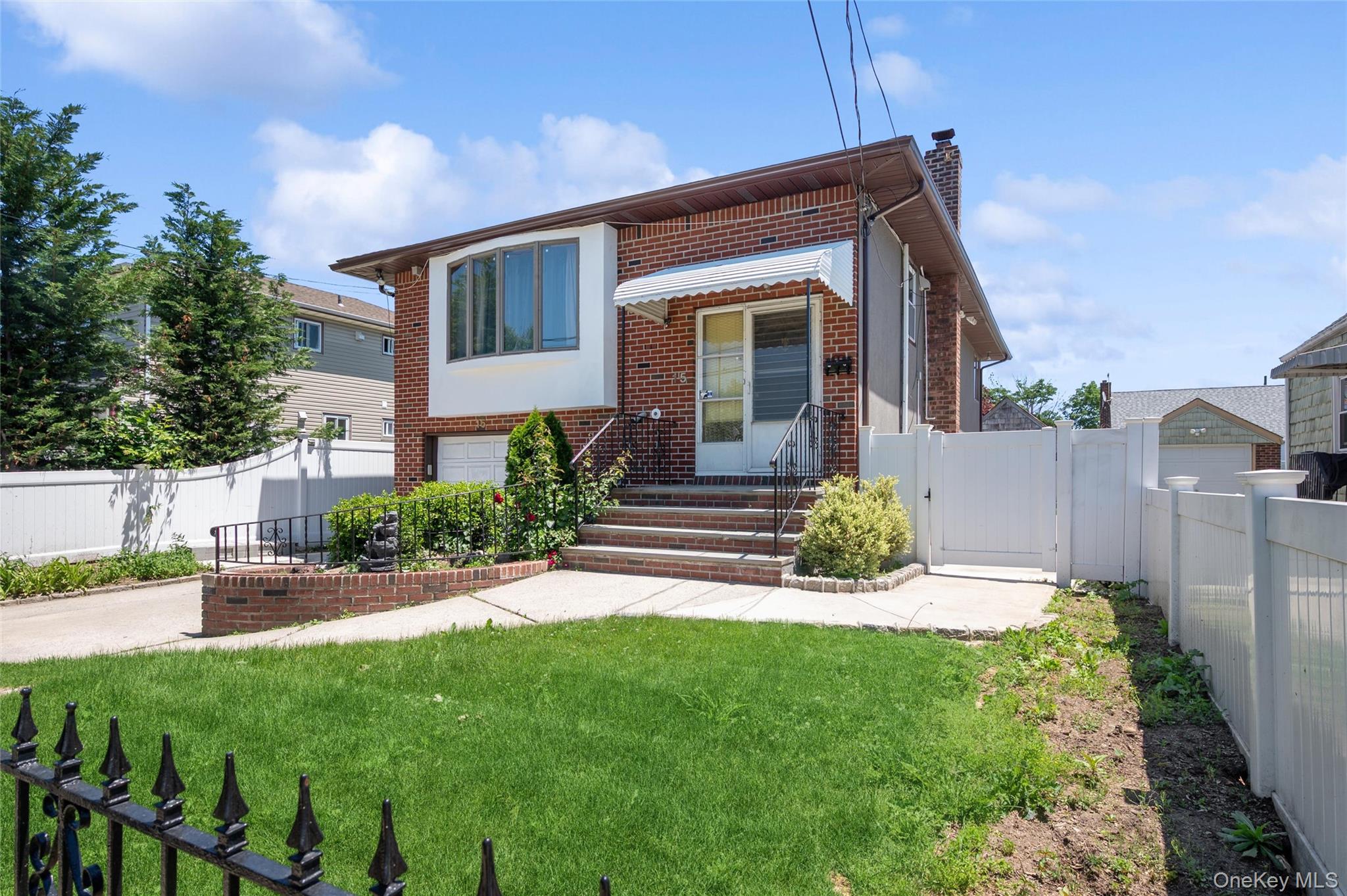15 Belmont Boulevard – For Sale