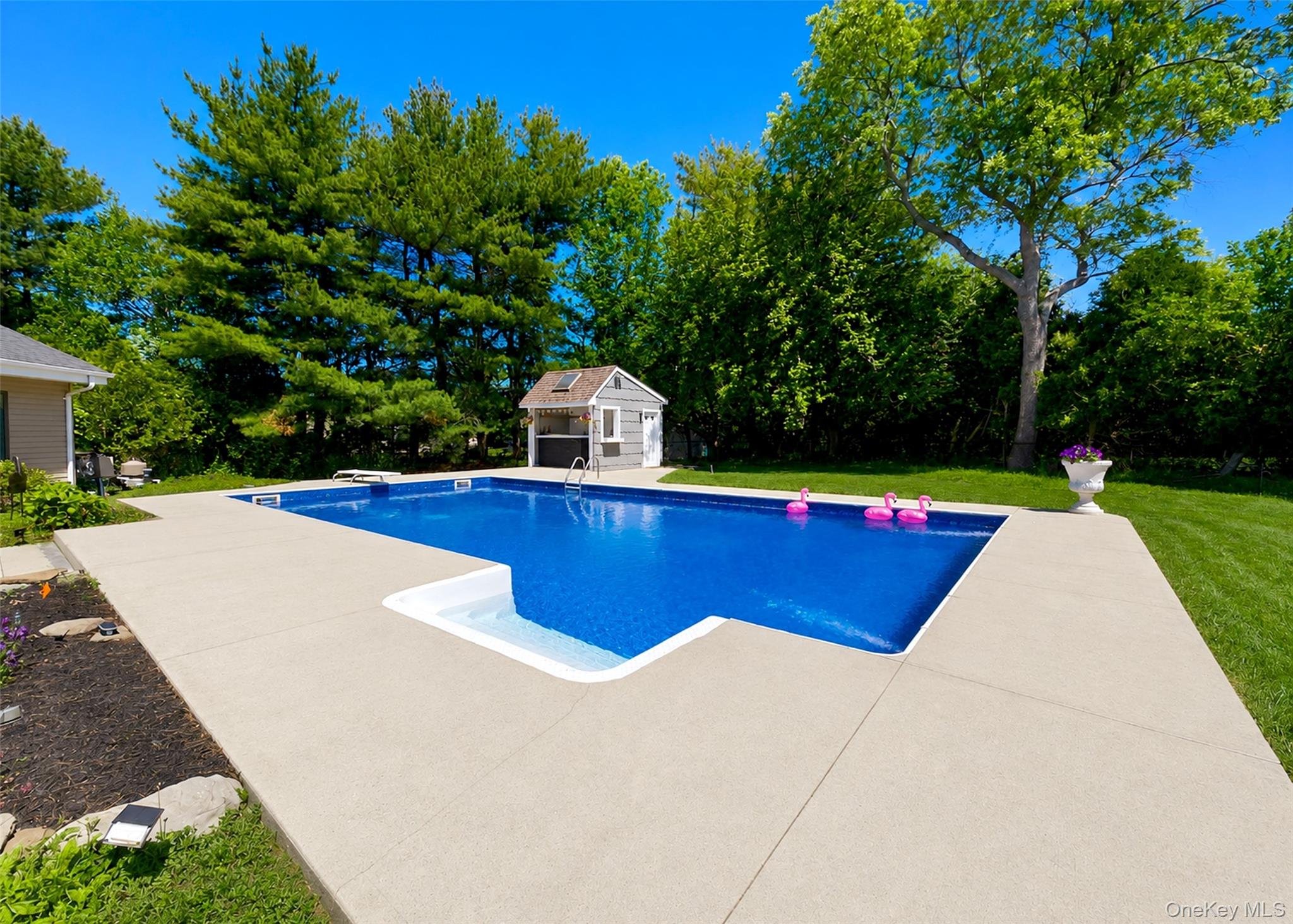 25 Vineyard Way – For Sale photo 35