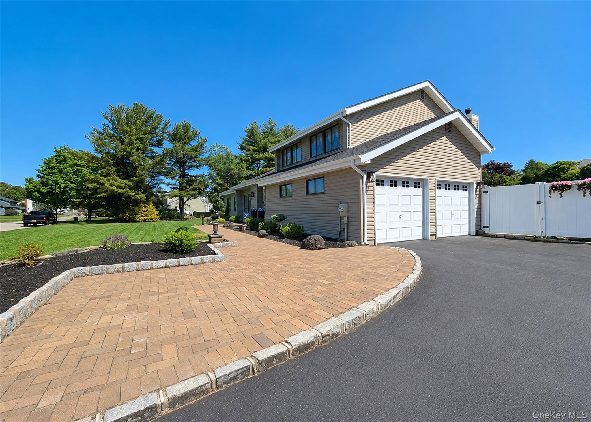 25 Vineyard Way – For Sale photo 3