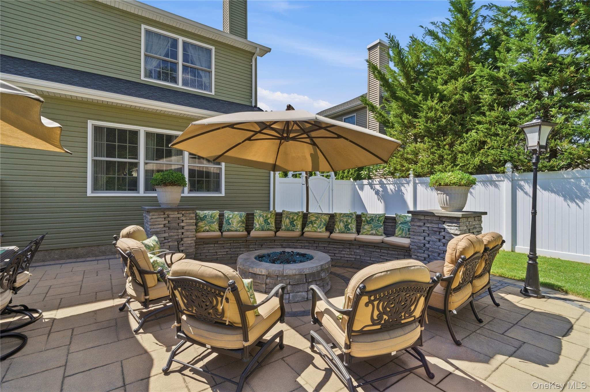 27 Davison Place – For Sale photo 33