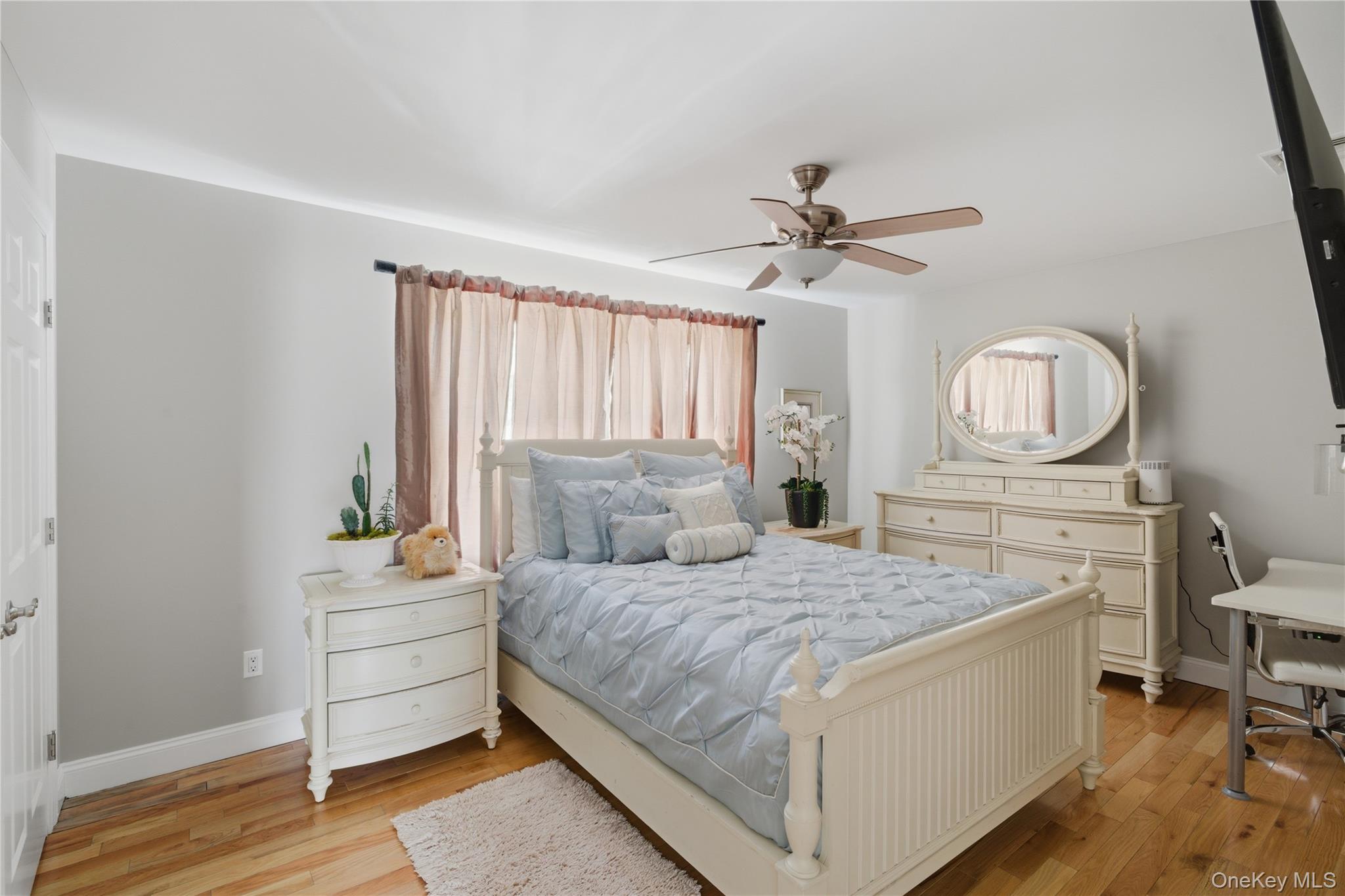 27 Davison Place – For Sale photo 20