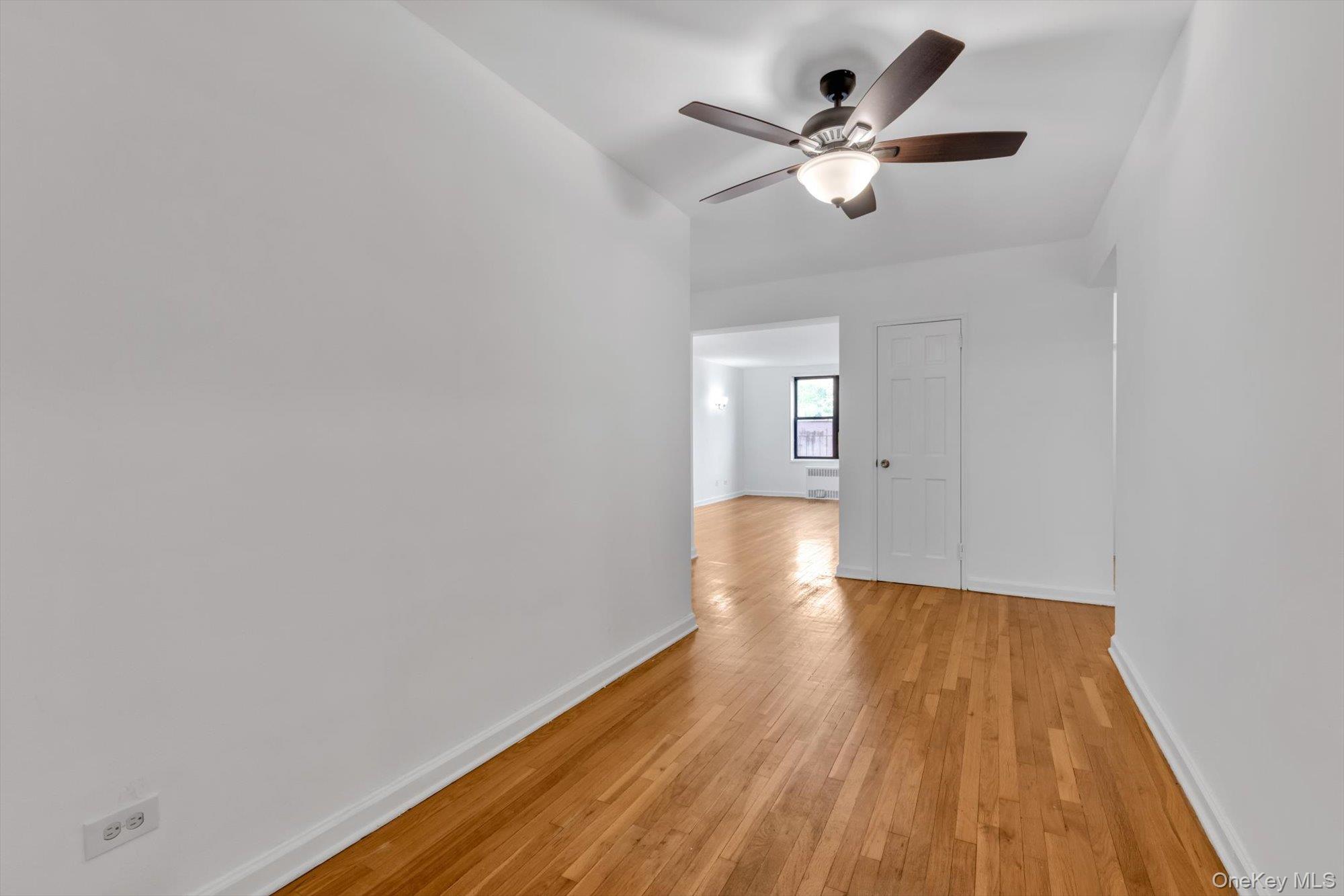 40 E 43rd Street, Unit 3B photo 5
