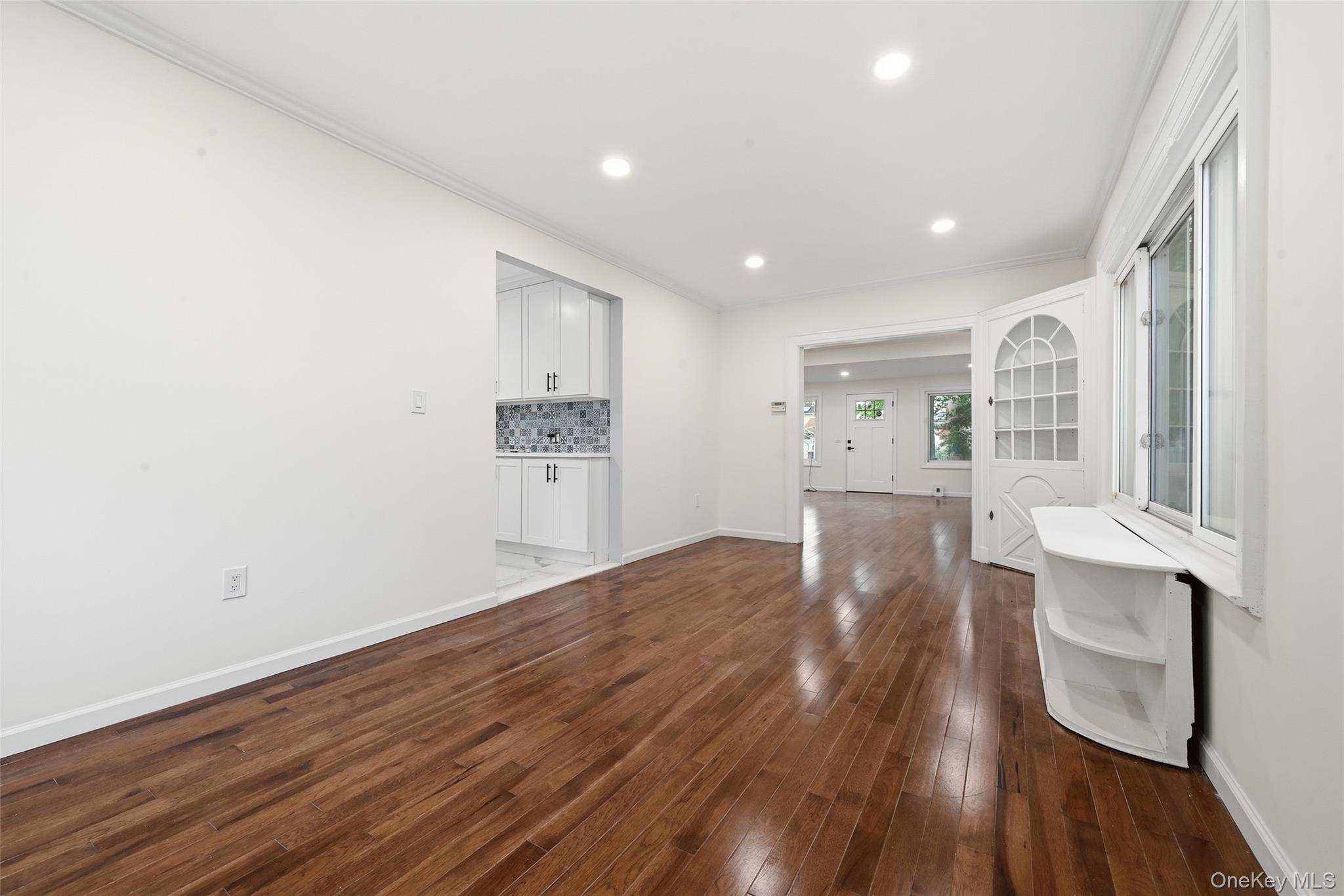 9122 Springfield Boulevard – For Sale photo 5