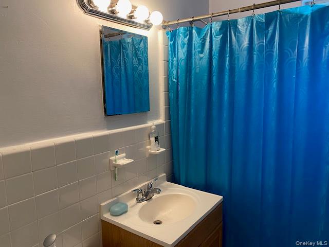 254-25 75th Avenue, Unit 2nd fl photo 12
