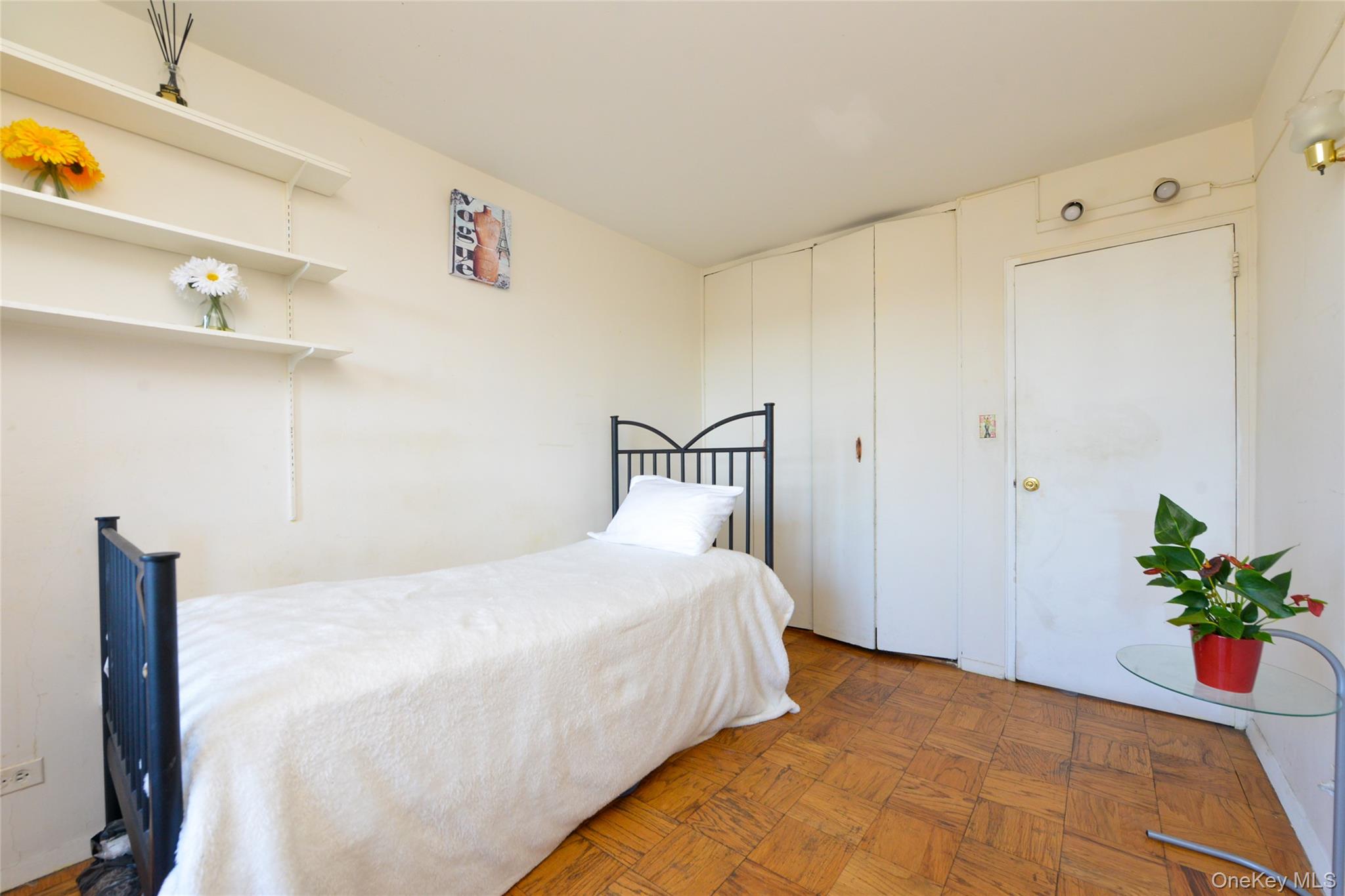 61-20 Grand Central, Unit B 508 photo 18