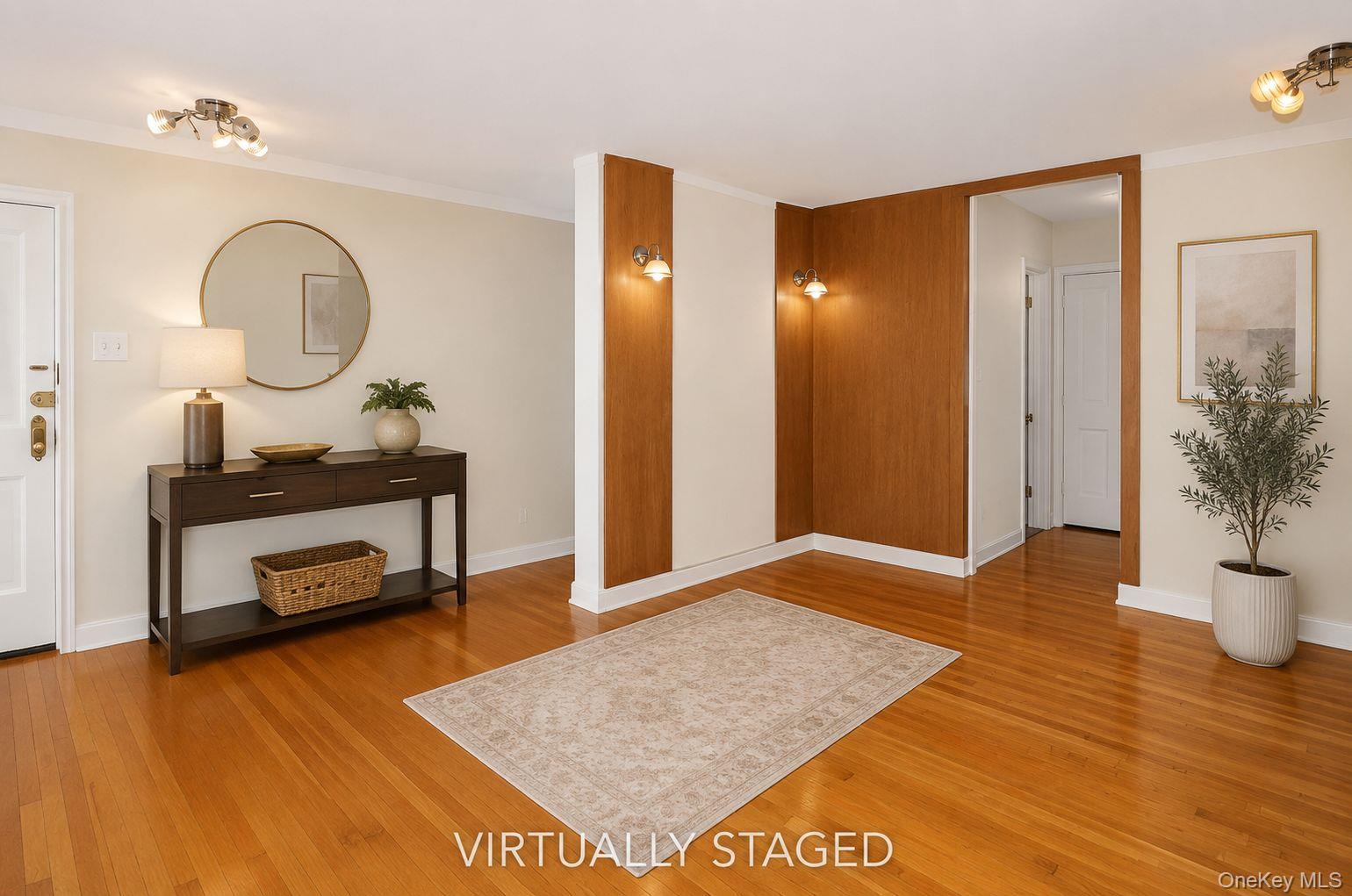 64-41 Saunders Street, Unit 604 photo 2